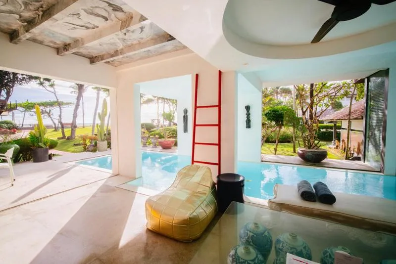 Damien Hirst Suite in Morabito Art Villa