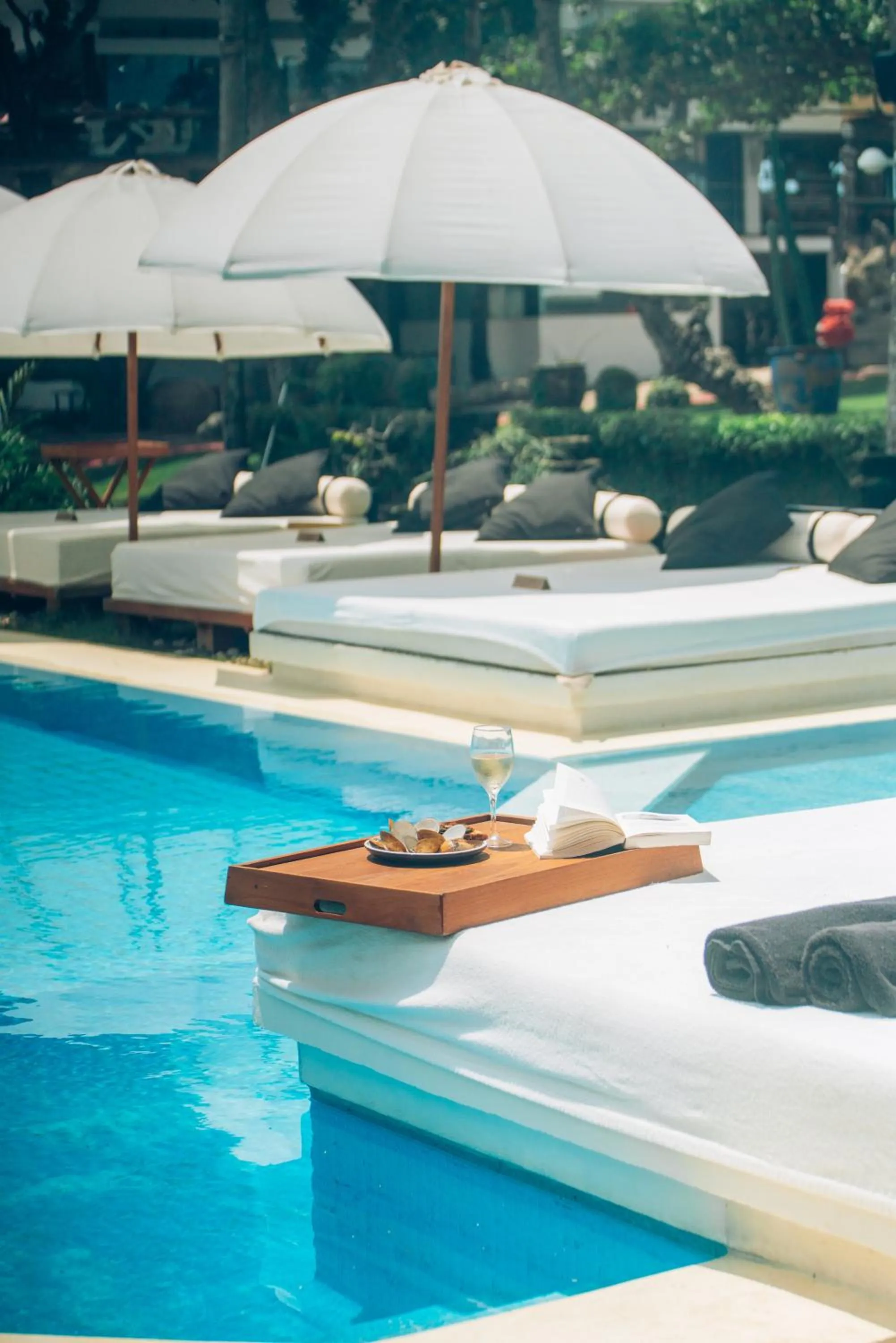 sunbed in Morabito Art Villa