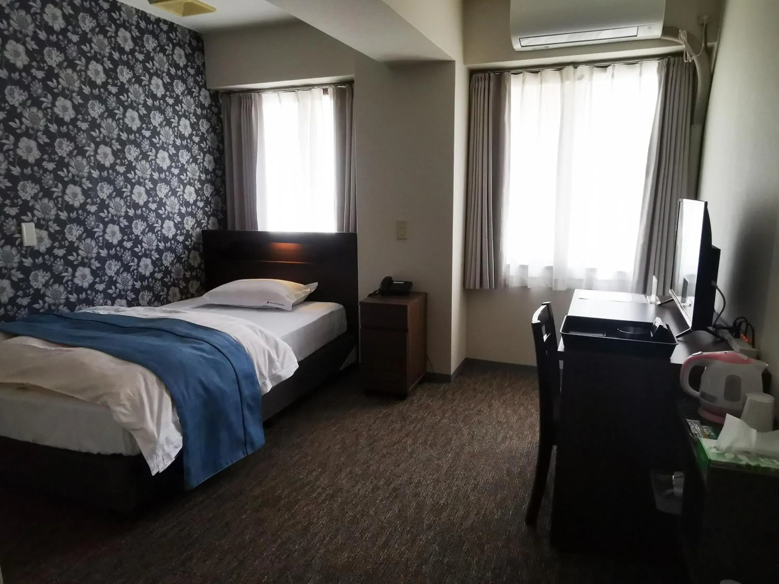 Single Room in Business Hotel Azuma Single Room in Business Hotel Azuma