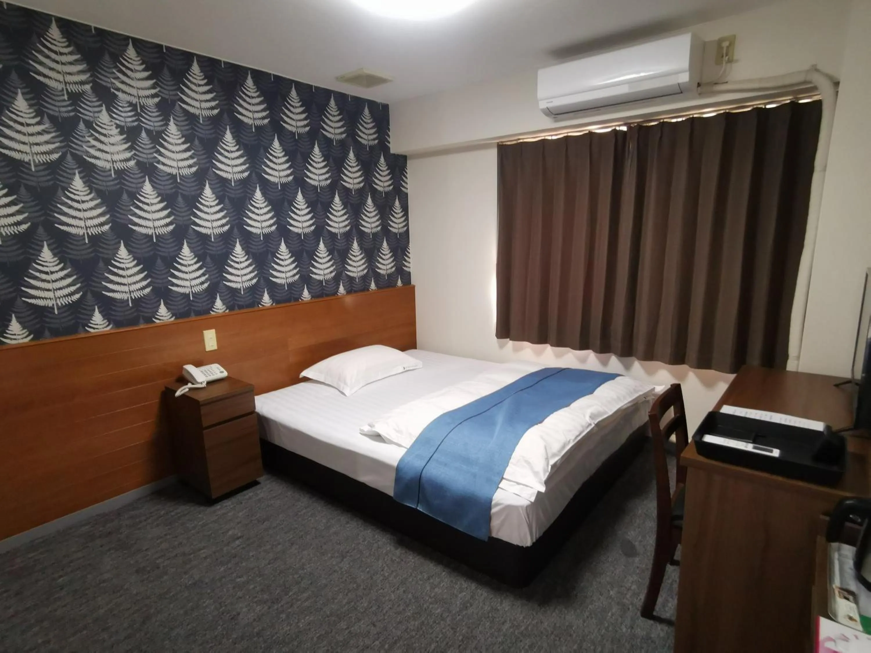 Bed in Business Hotel Azuma