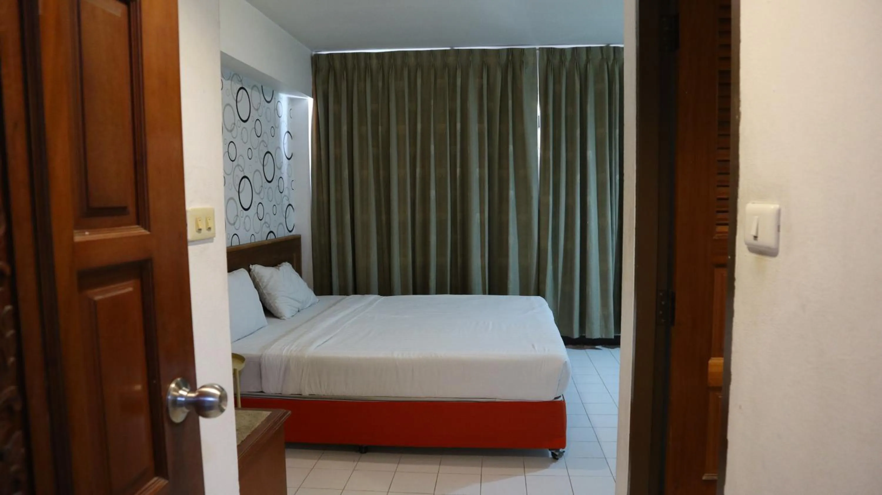 Bed in Patong Triple P