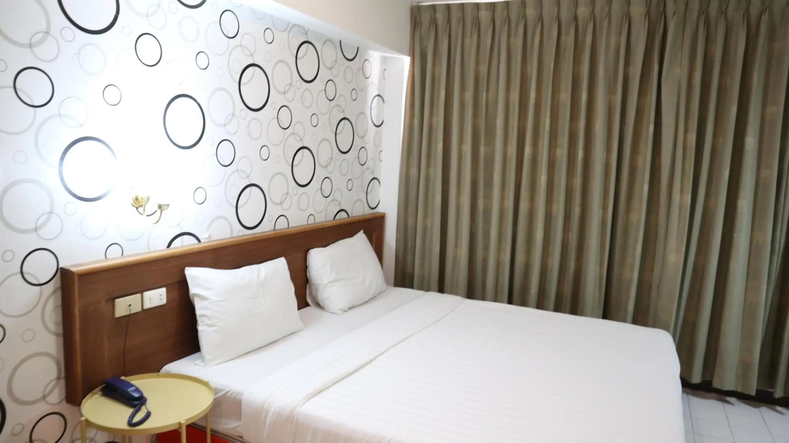 Standard Double Room in Patong Triple P Standard Double Room in Patong Triple P