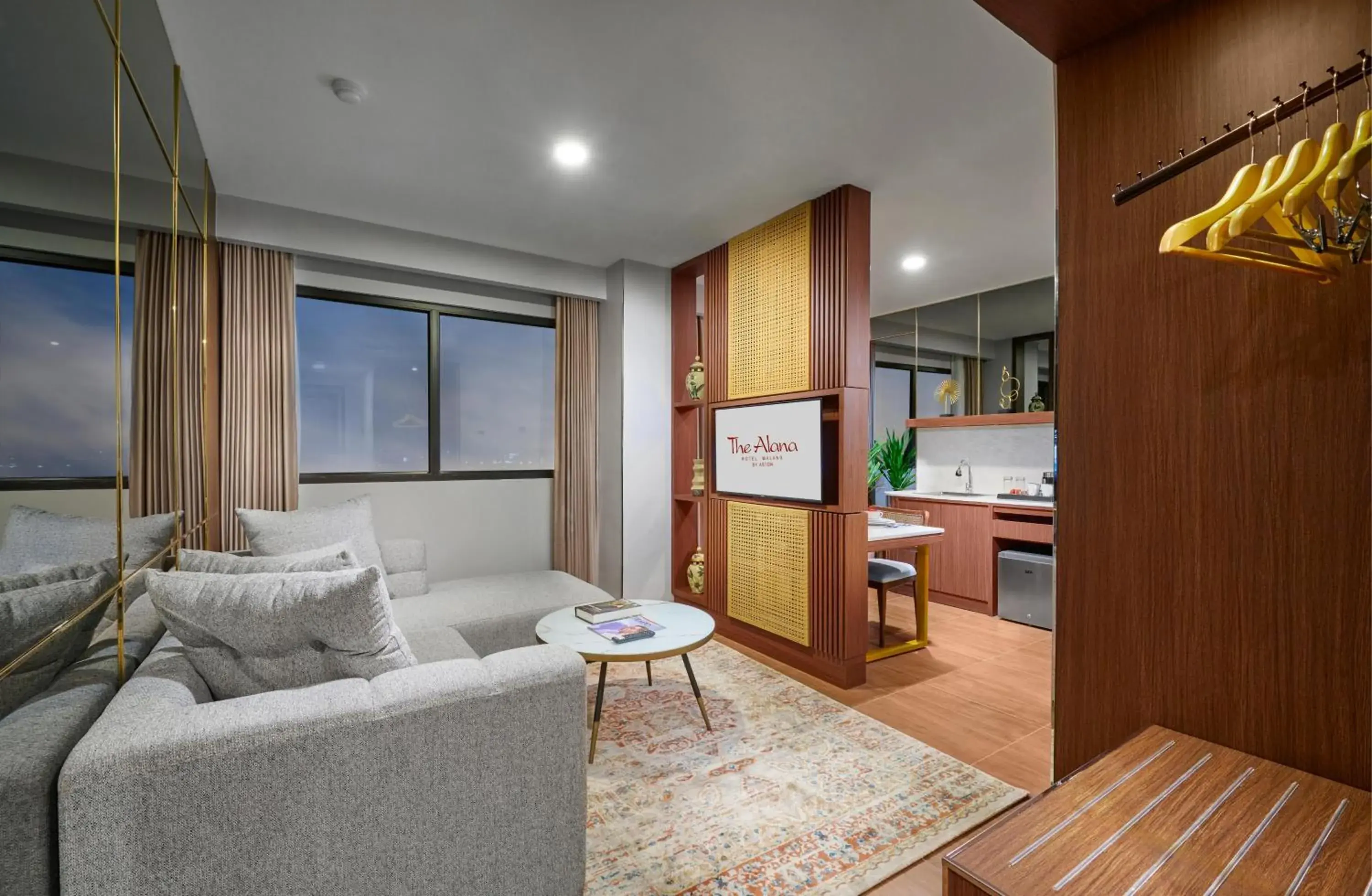 Living room in The Alana Hotel Malang Living room in The Alana Hotel Malang