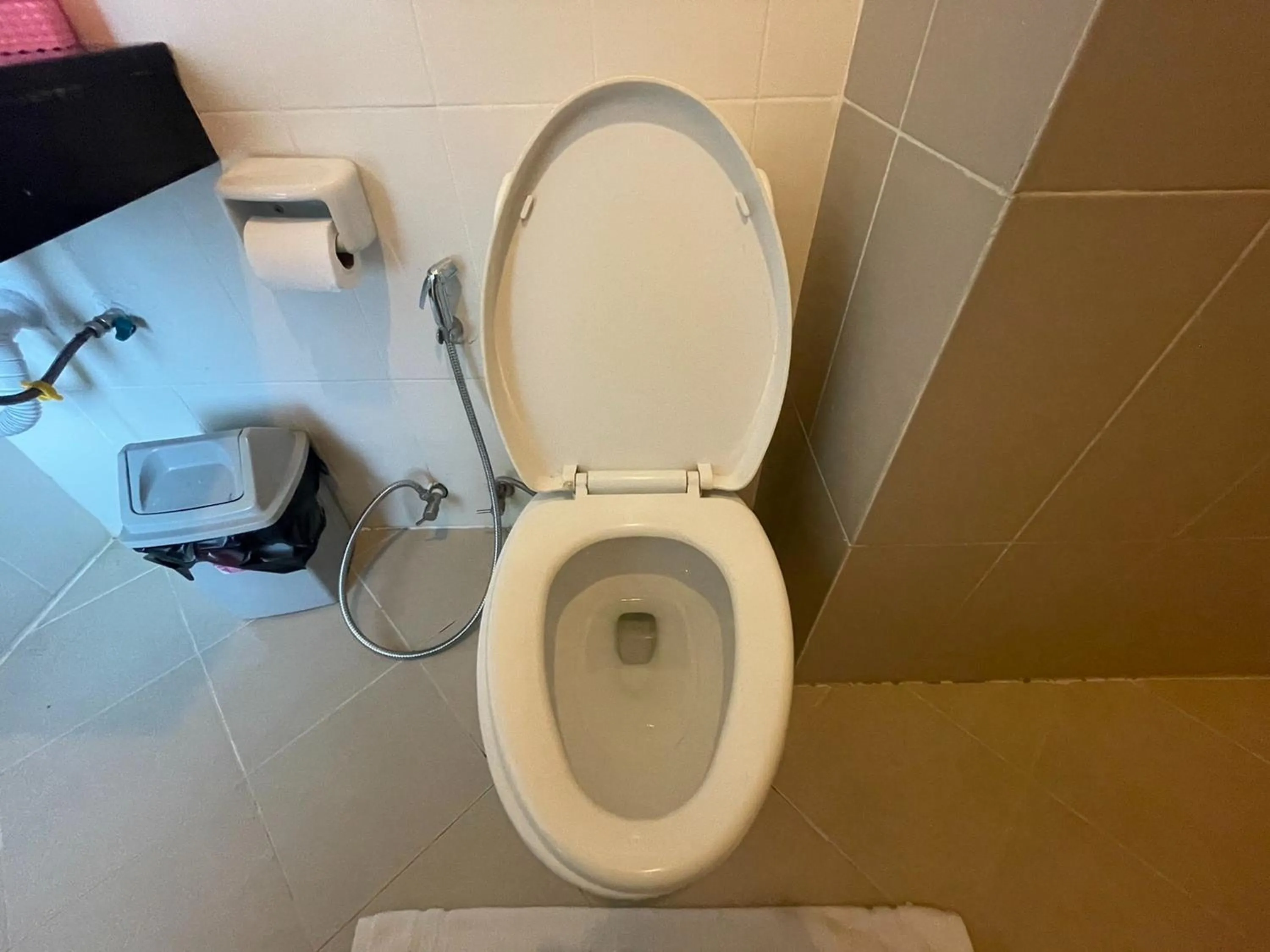 Bathroom in T & C Hotel Patong Beach