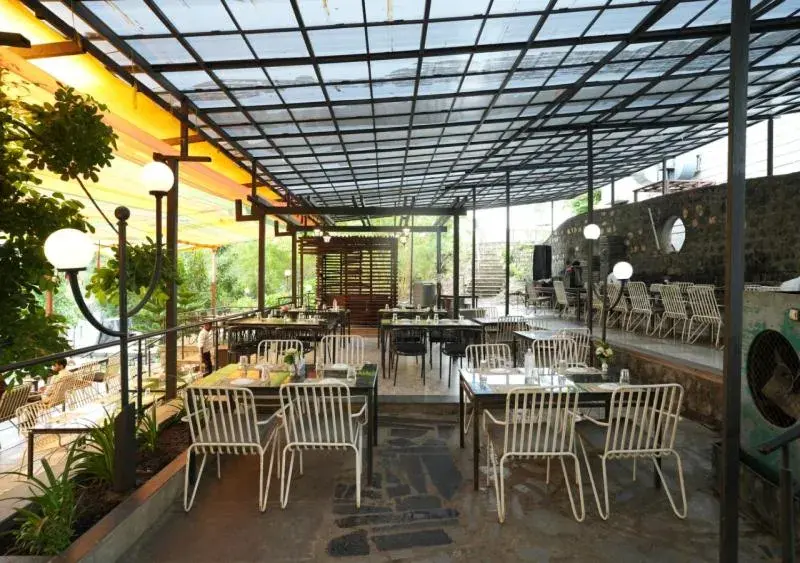 Restaurant/places to eat in Waterstone resort Restaurant/places to eat in Waterstone resort