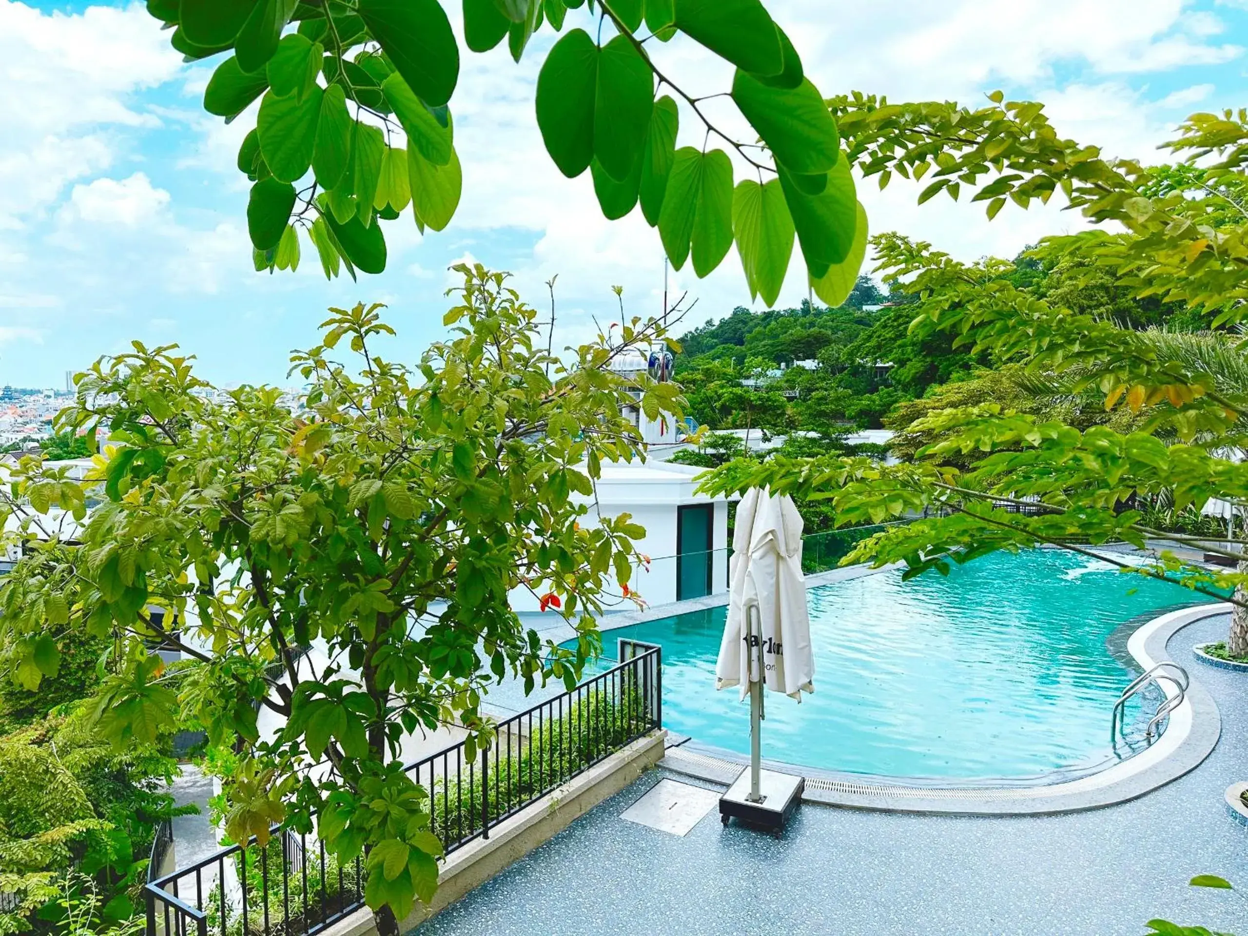 Swimming pool in Babylon Mini Resort Swimming pool in Babylon Mini Resort