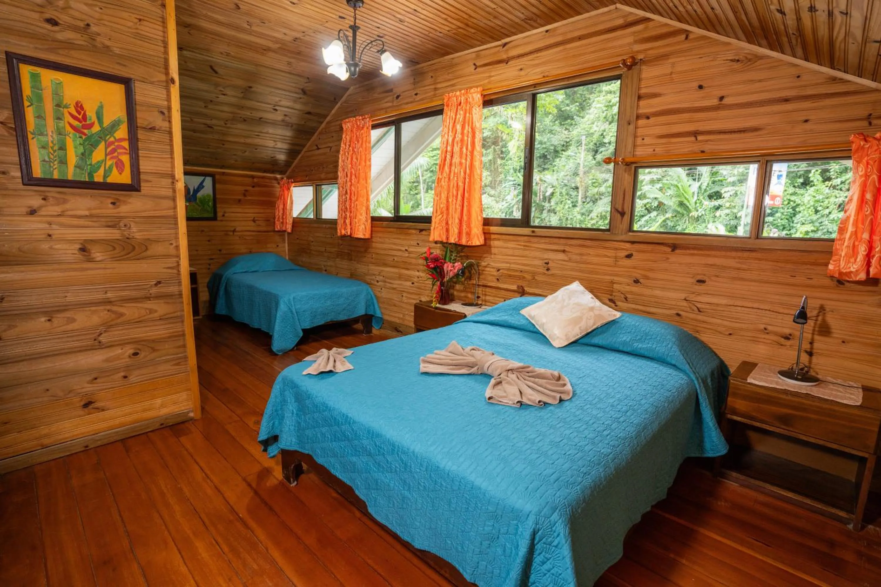 Bedroom, Bed in Pirate Cove