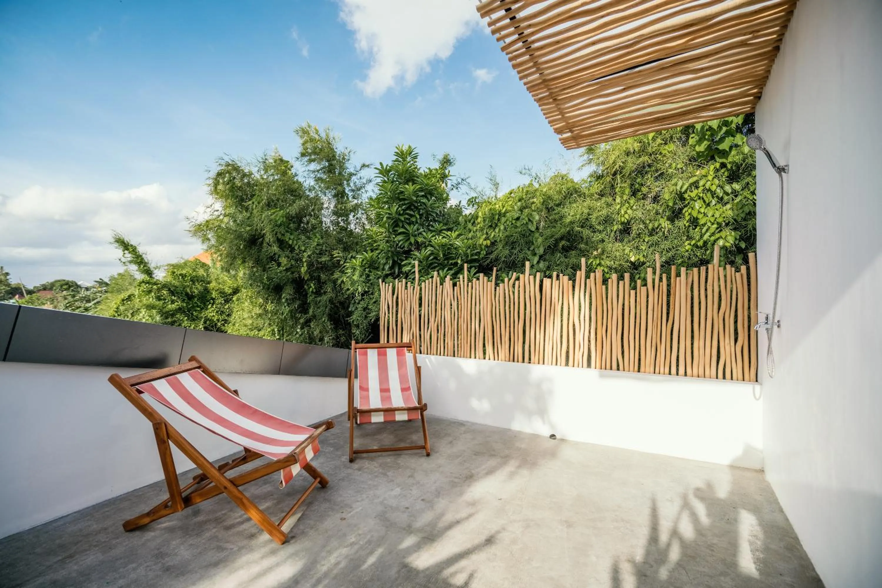 Balcony/Terrace in Batu Belig Living Apartment Seminyak