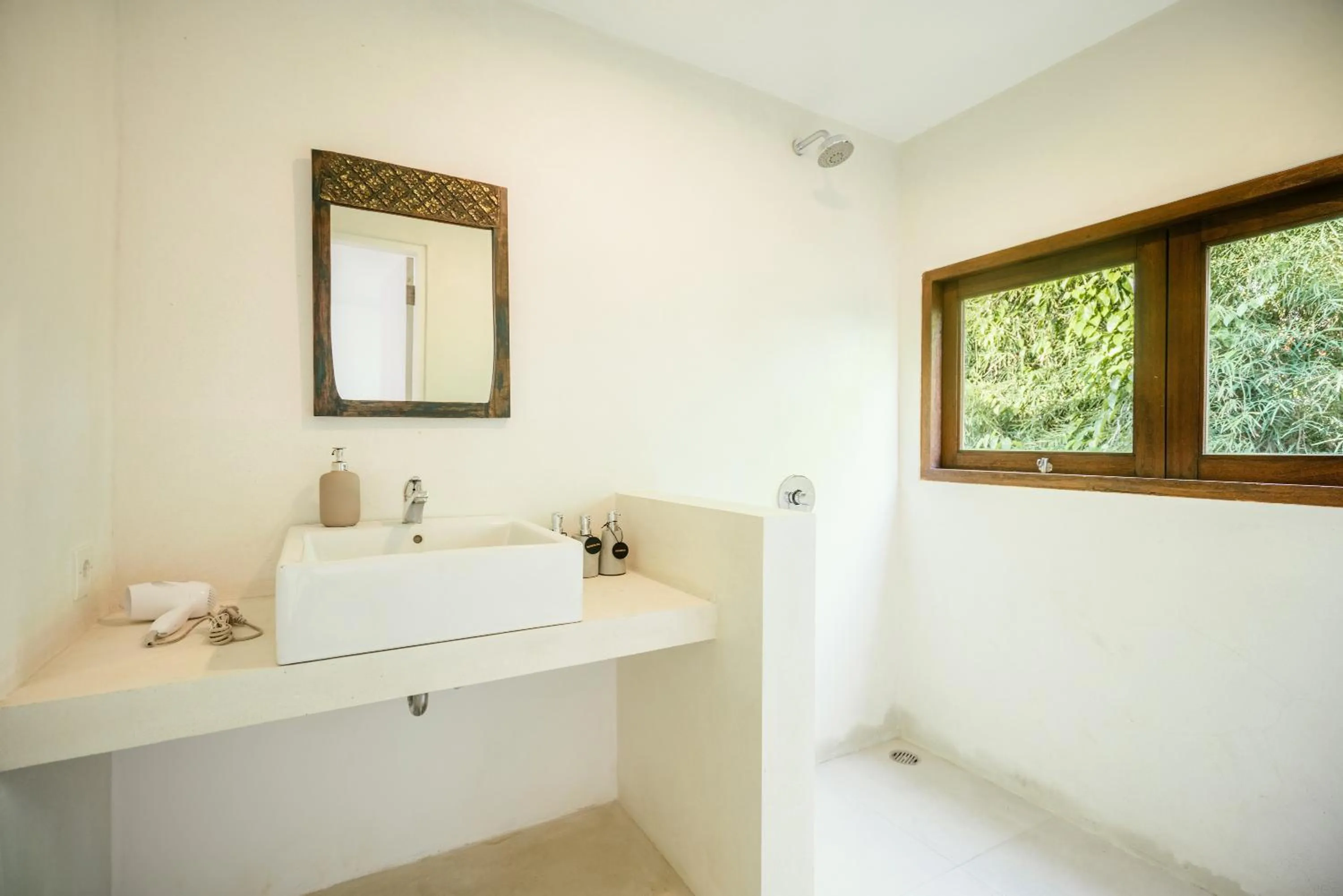 Bathroom in Batu Belig Living Apartment Seminyak