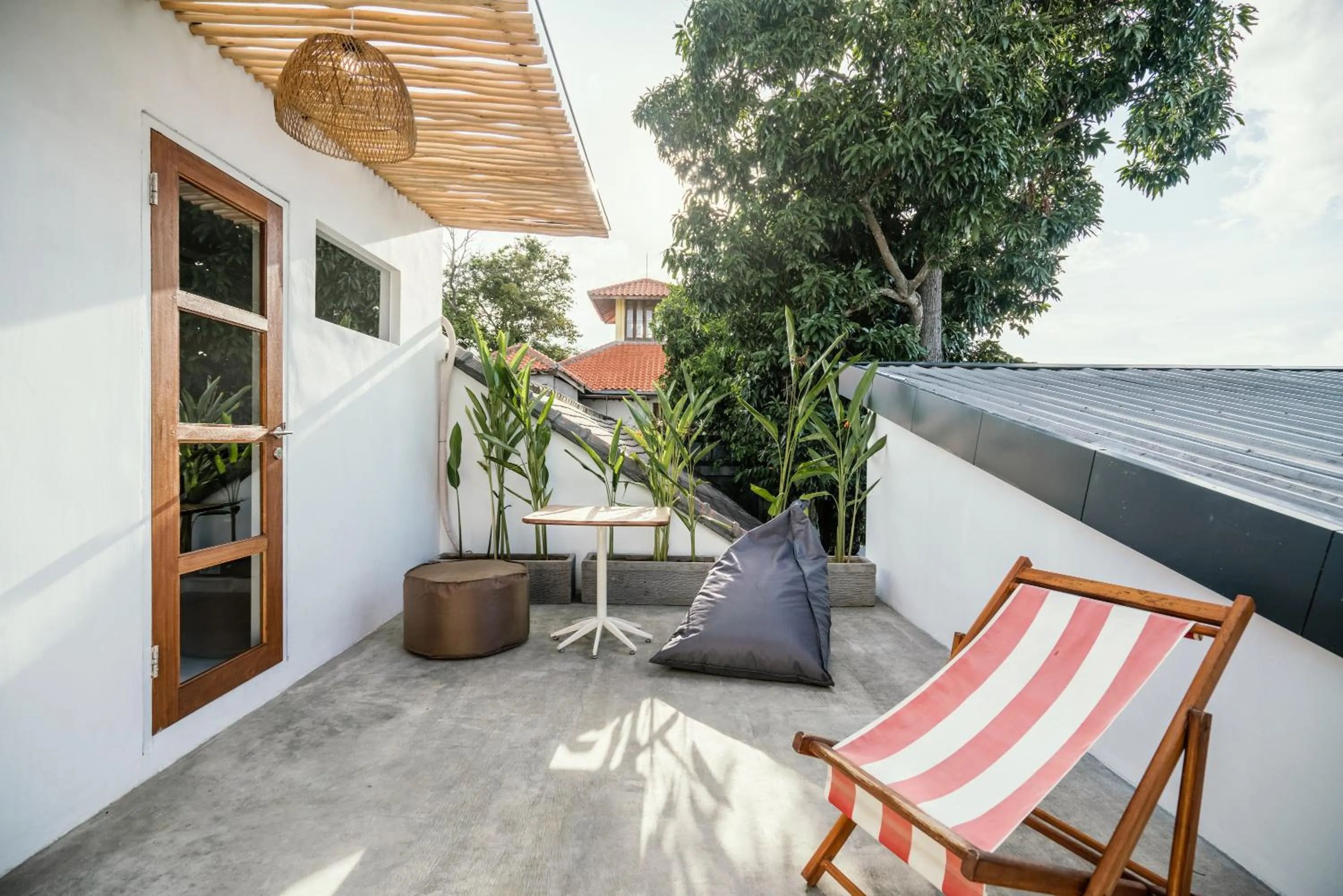 Balcony/Terrace in Batu Belig Living Apartment Seminyak