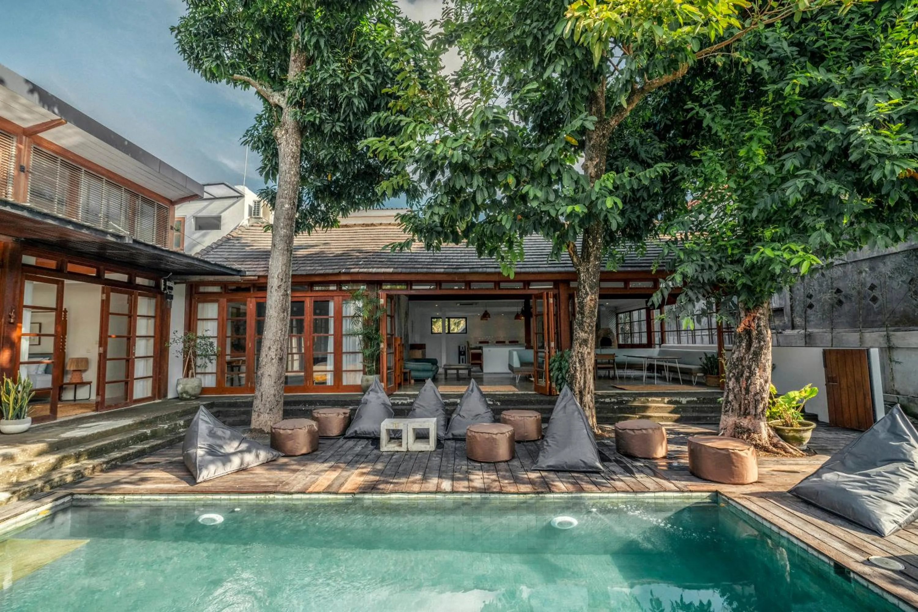 Property building in Batu Belig Living Apartment Seminyak