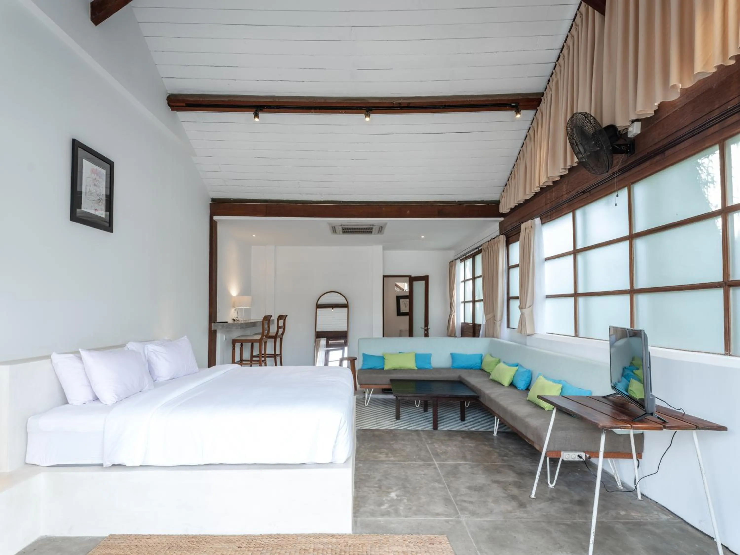 Seating area in Batu Belig Living Apartment Seminyak