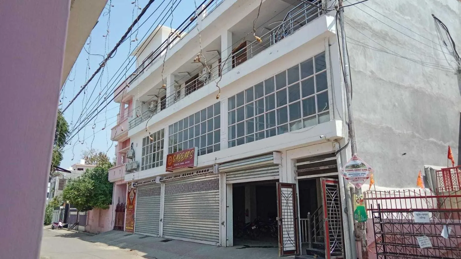 Facade/entrance in Super Hotel O Raghav & Banquet