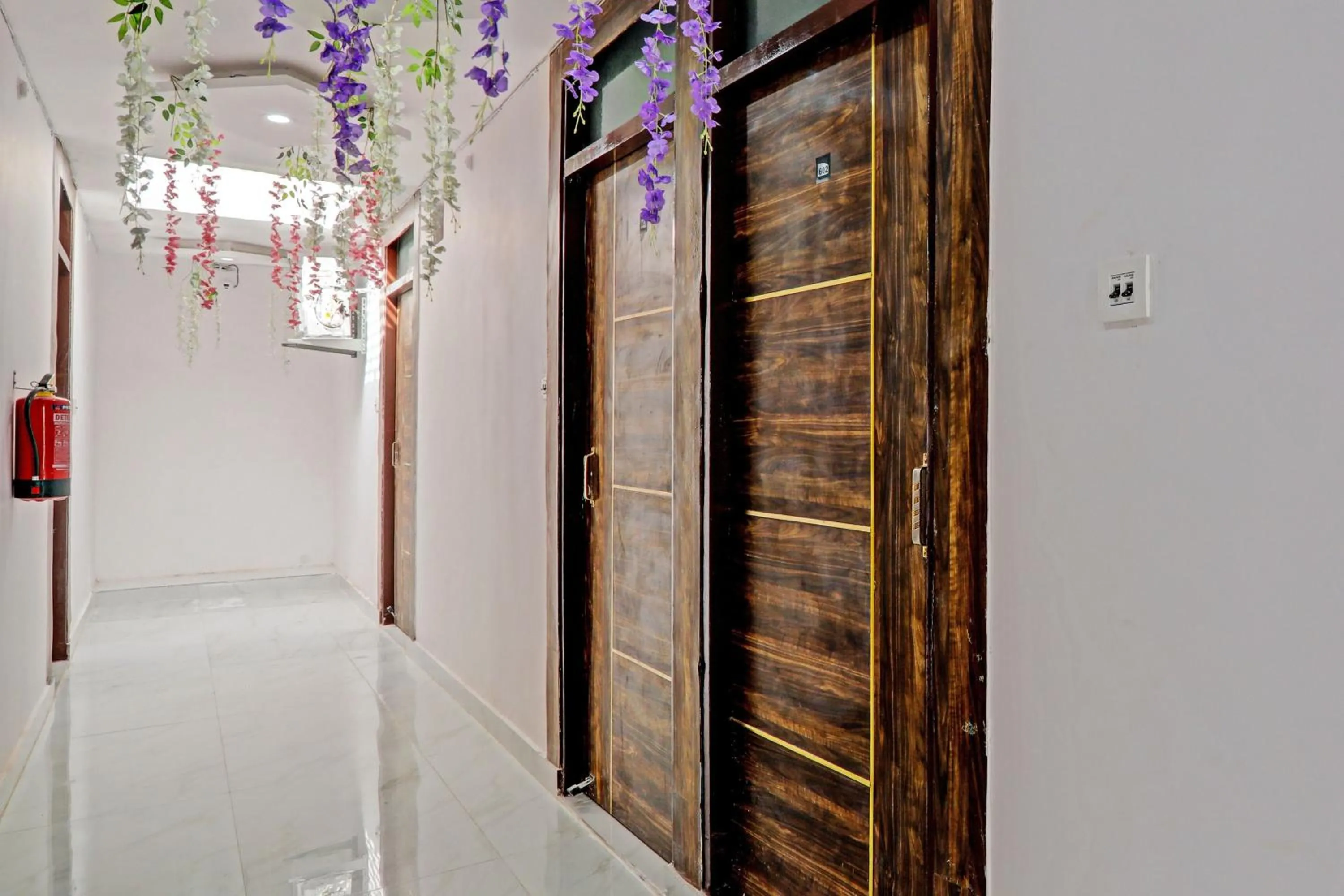 Lobby or reception in Hotel O Raghav & Banquet