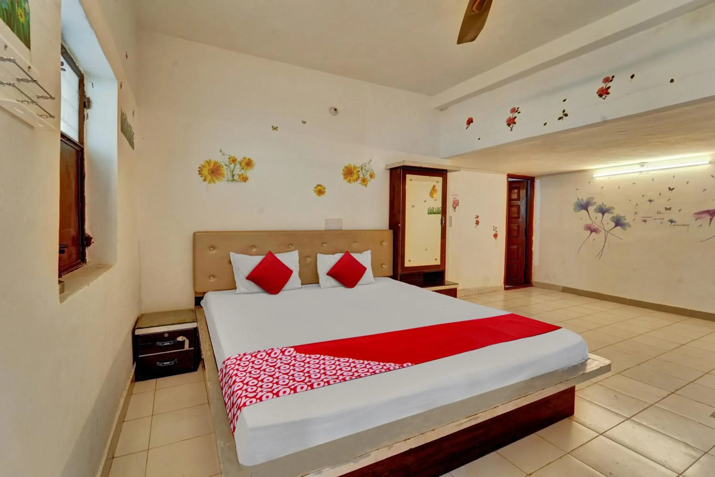 Bedroom in Hotel O Vaishali Garden Bedroom in Hotel O Vaishali Garden