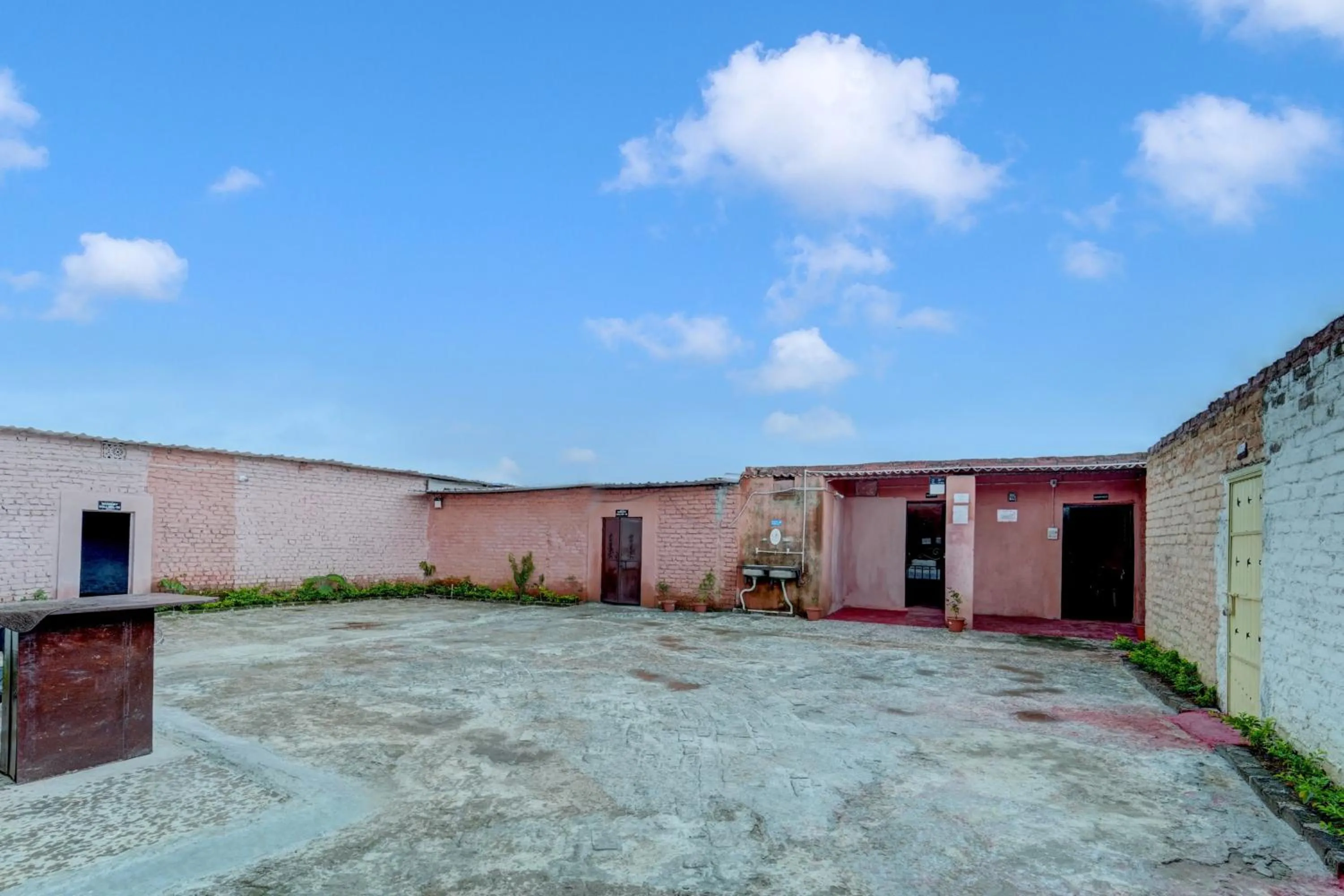 Lobby or reception in Hotel O Vaishali Garden