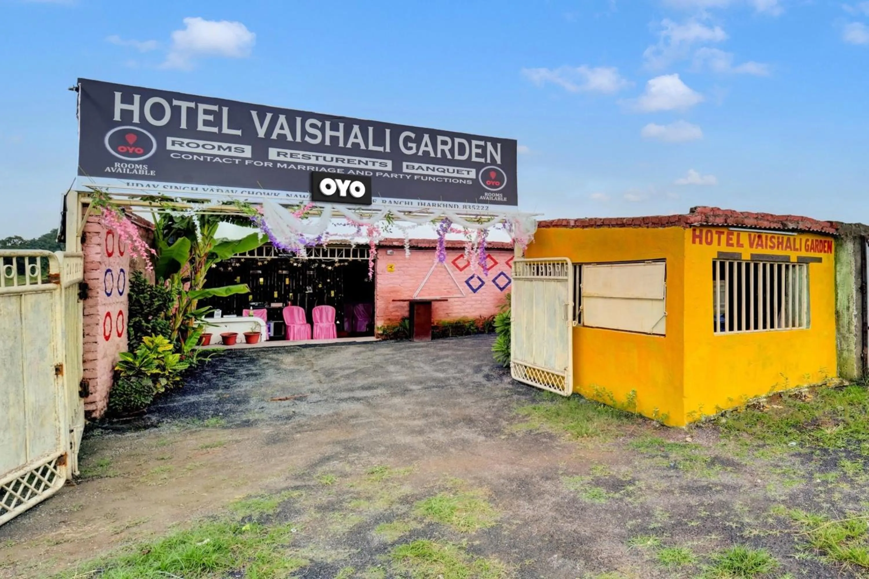Facade/entrance in Hotel O Vaishali Garden
