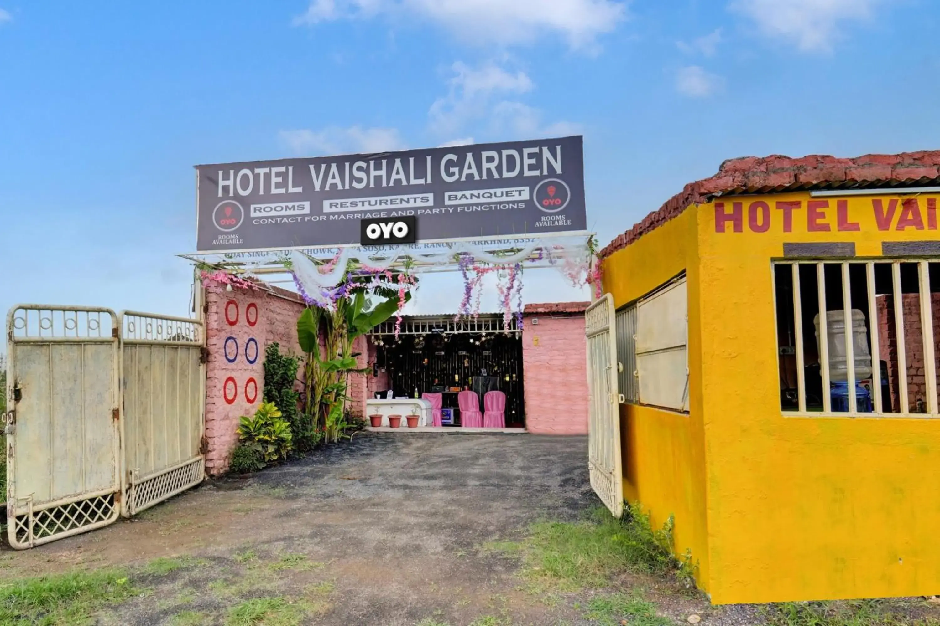 Facade/entrance in Hotel O Vaishali Garden Facade/entrance in Hotel O Vaishali Garden