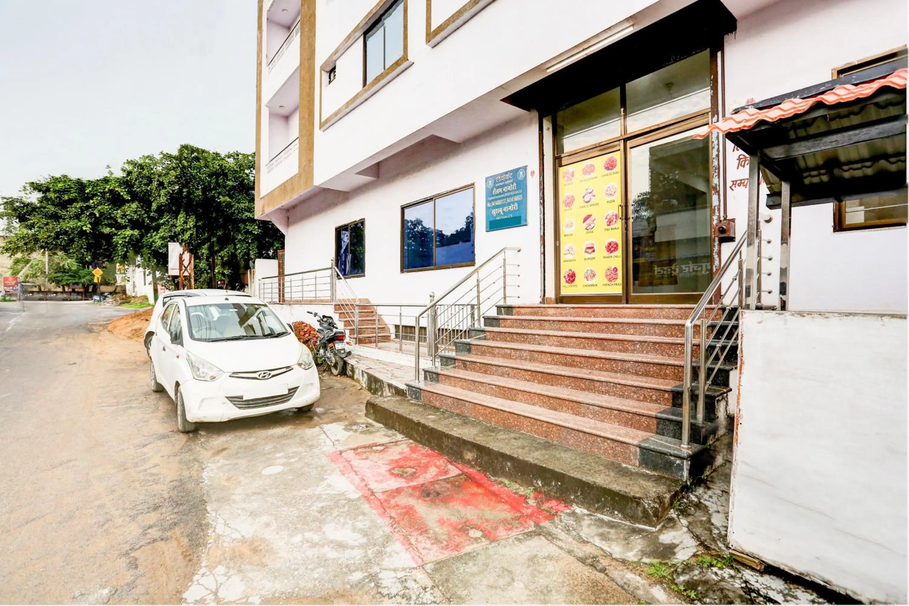 Facade/entrance in Super Hotel O Goverdhan Villa
