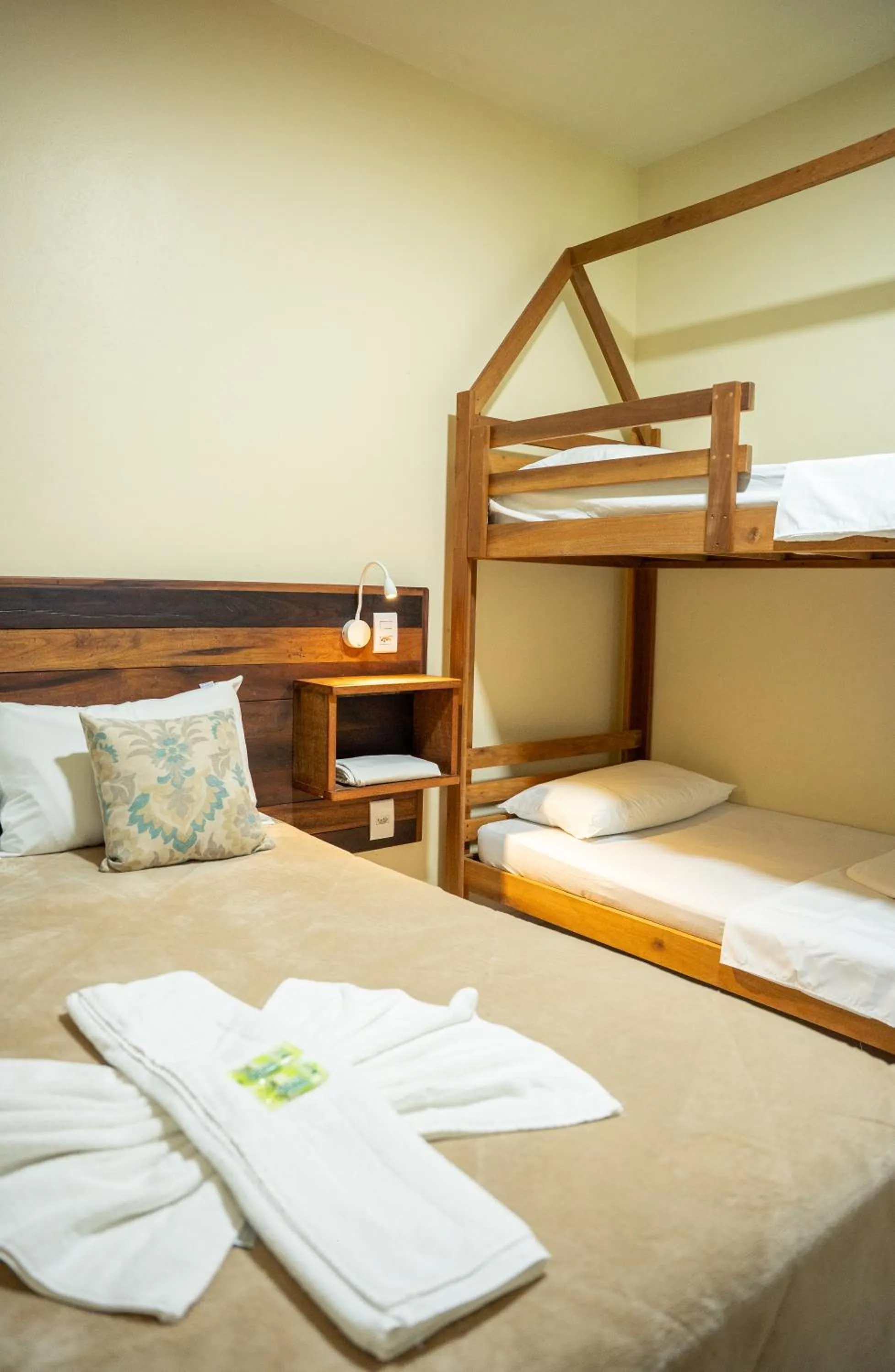 bunk bed, Bed in Pousada Paraíso Tropical