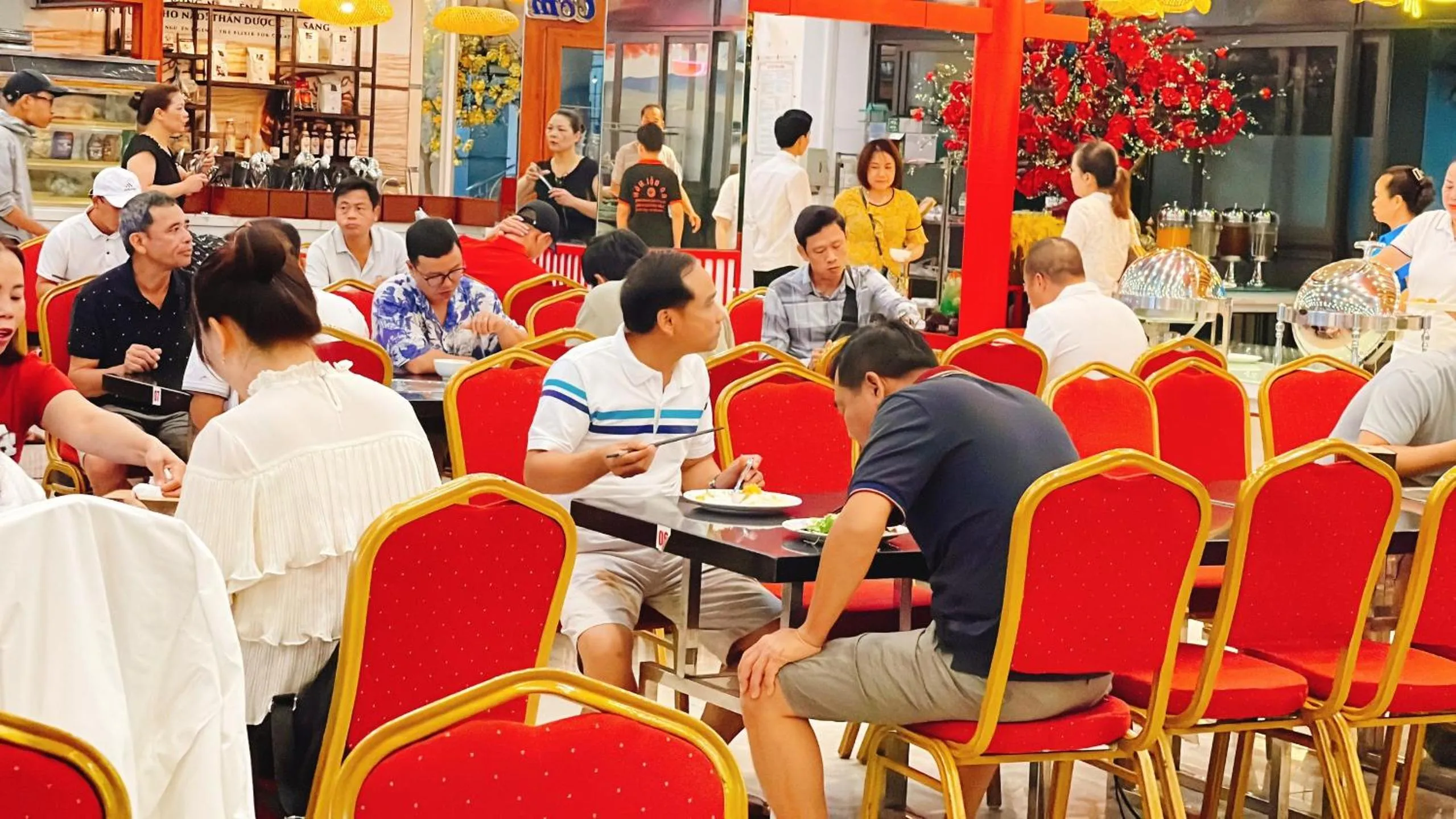 Restaurant/places to eat in Bình An Nhiên hotel