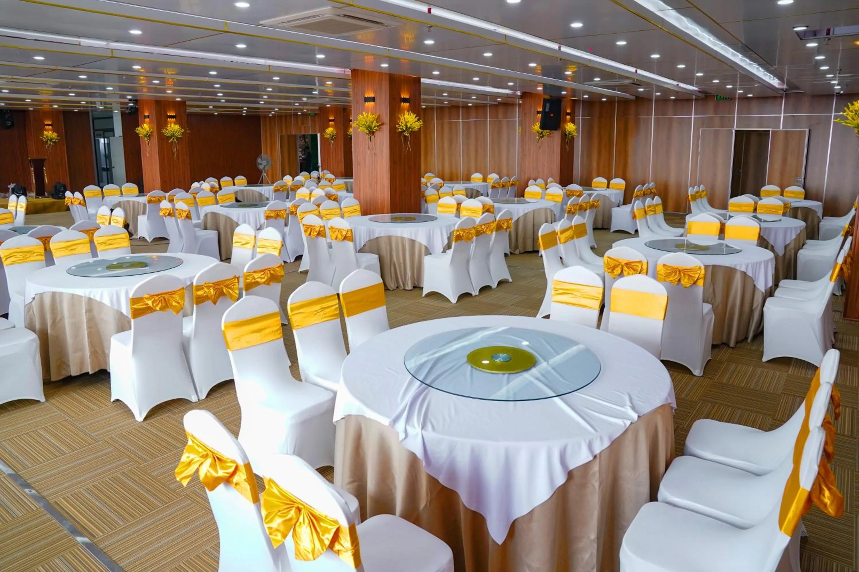 Restaurant/places to eat in Bình An Nhiên hotel