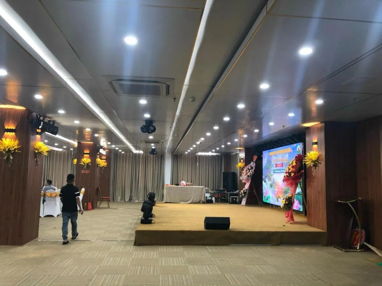 Restaurant/places to eat in Bình An Nhiên hotel