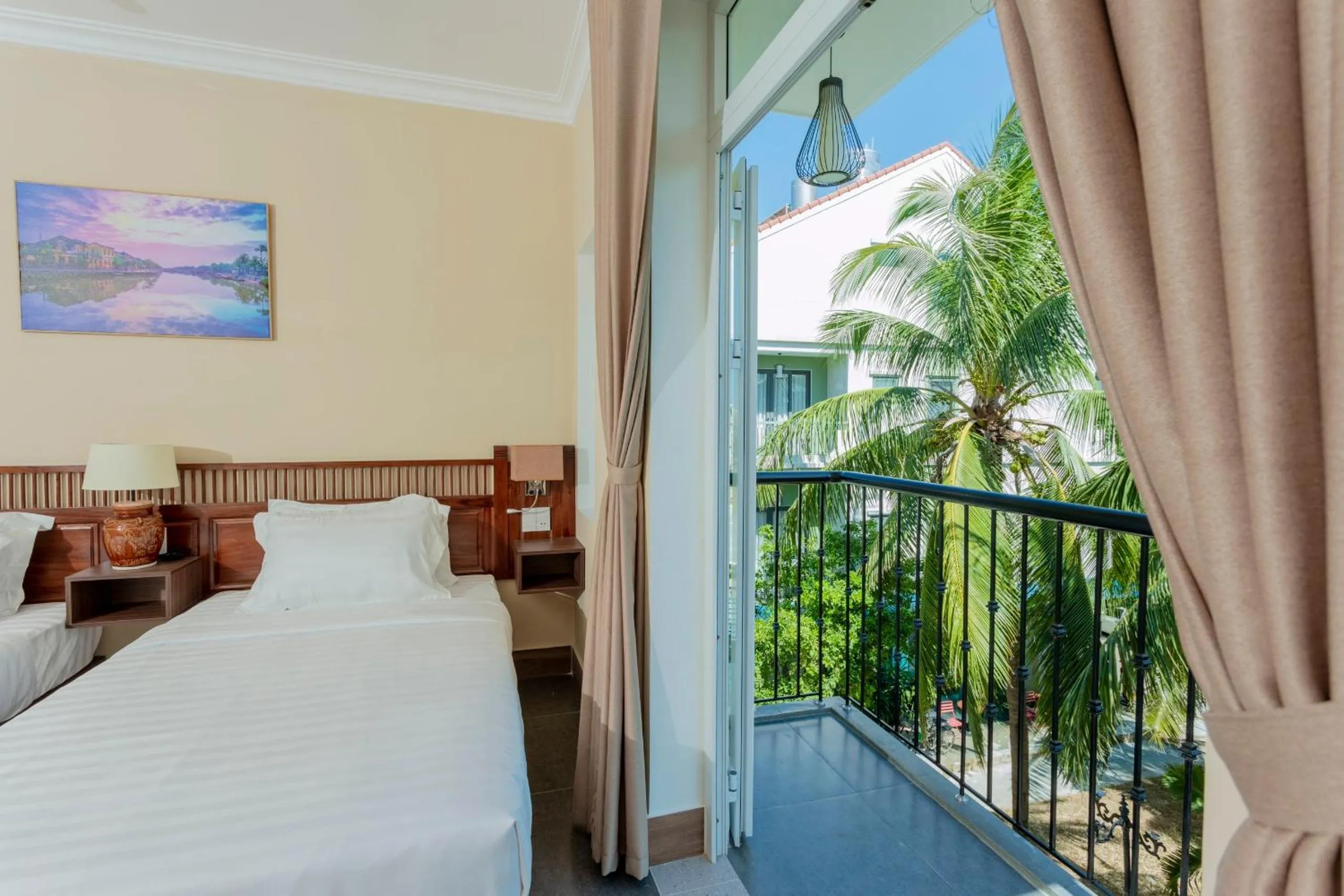 Bed in Kemi House Hoi An