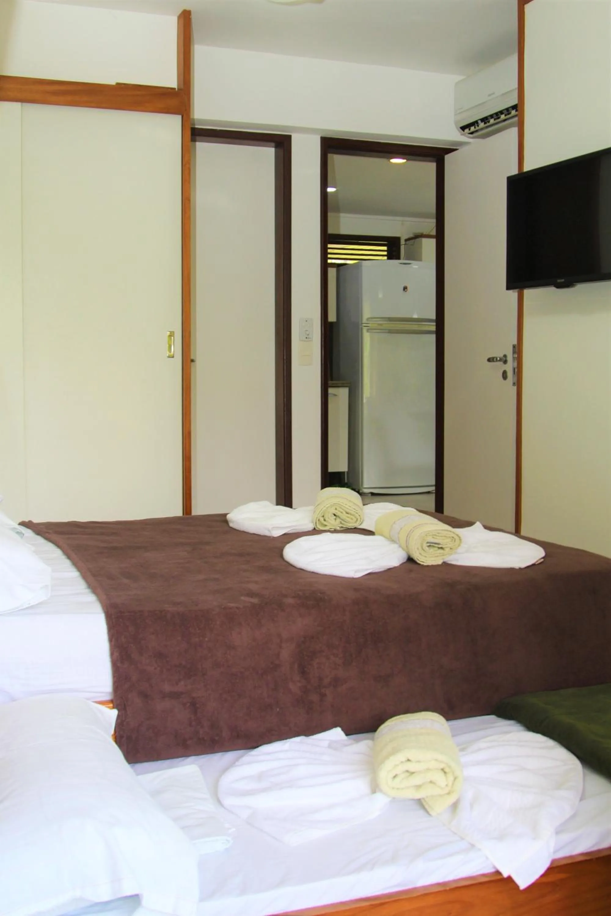 Bedroom, Bed in Flats Nannai Residence Vilas