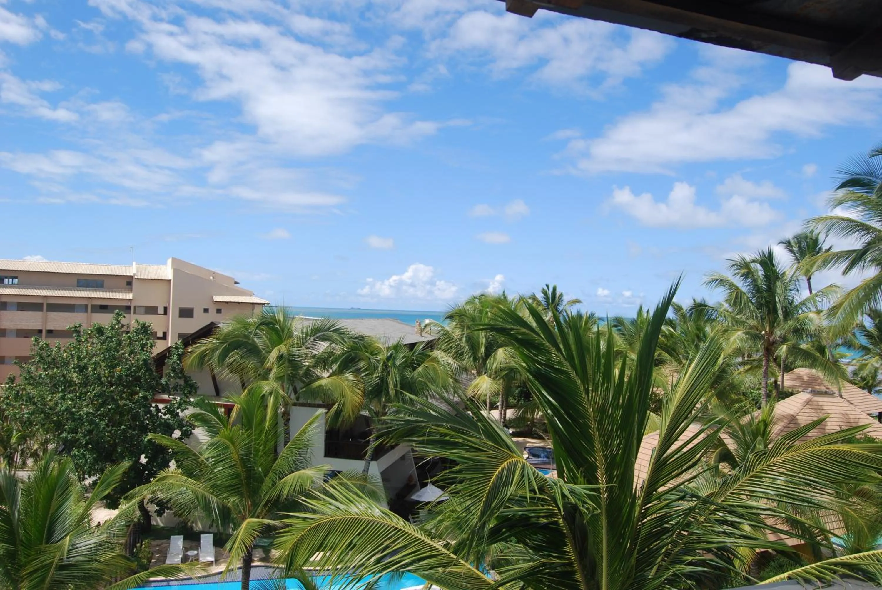 Pool view in Flats Nannai Residence Vilas