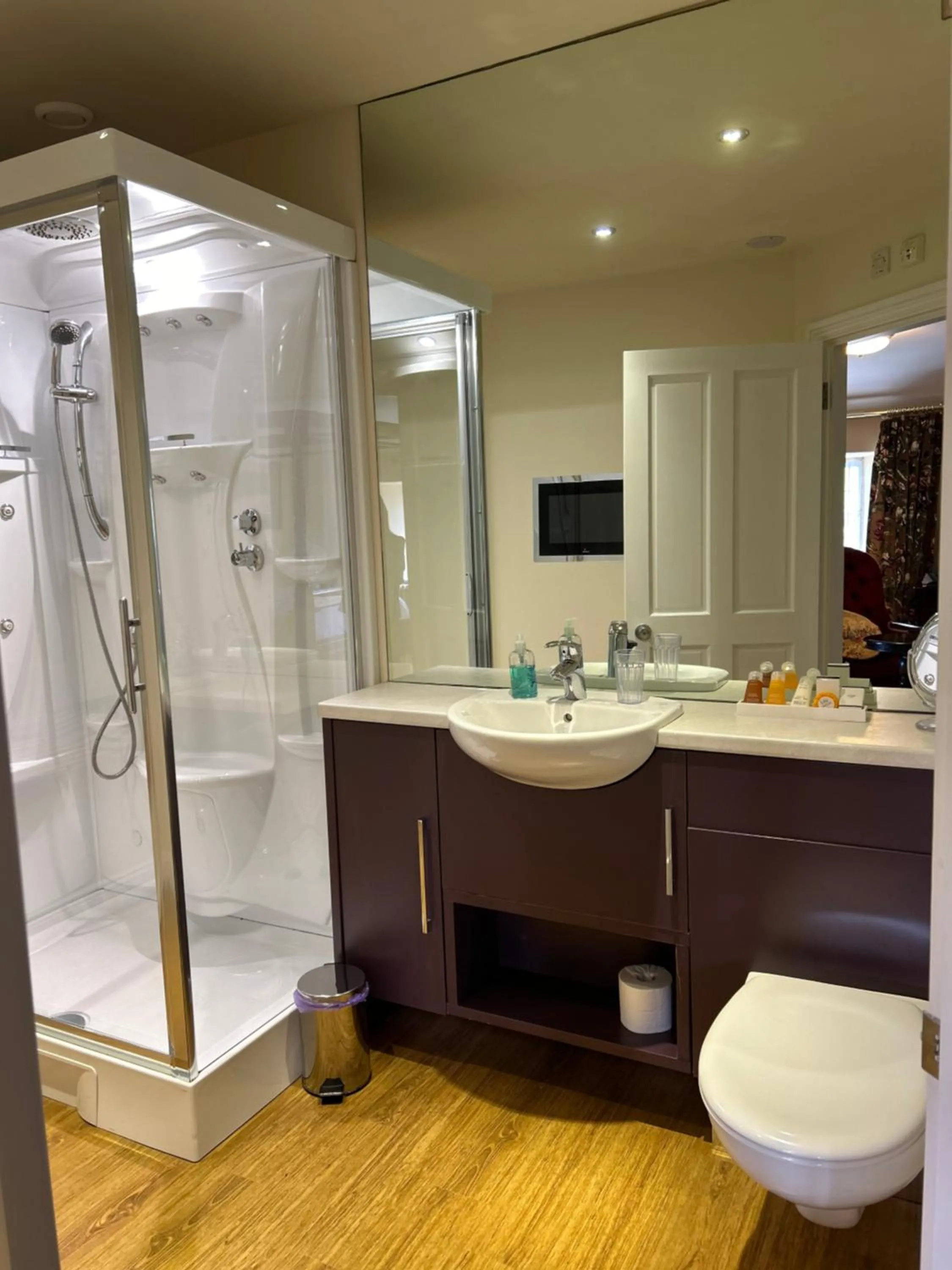 Bathroom in Moresby Hall Country House Hotel