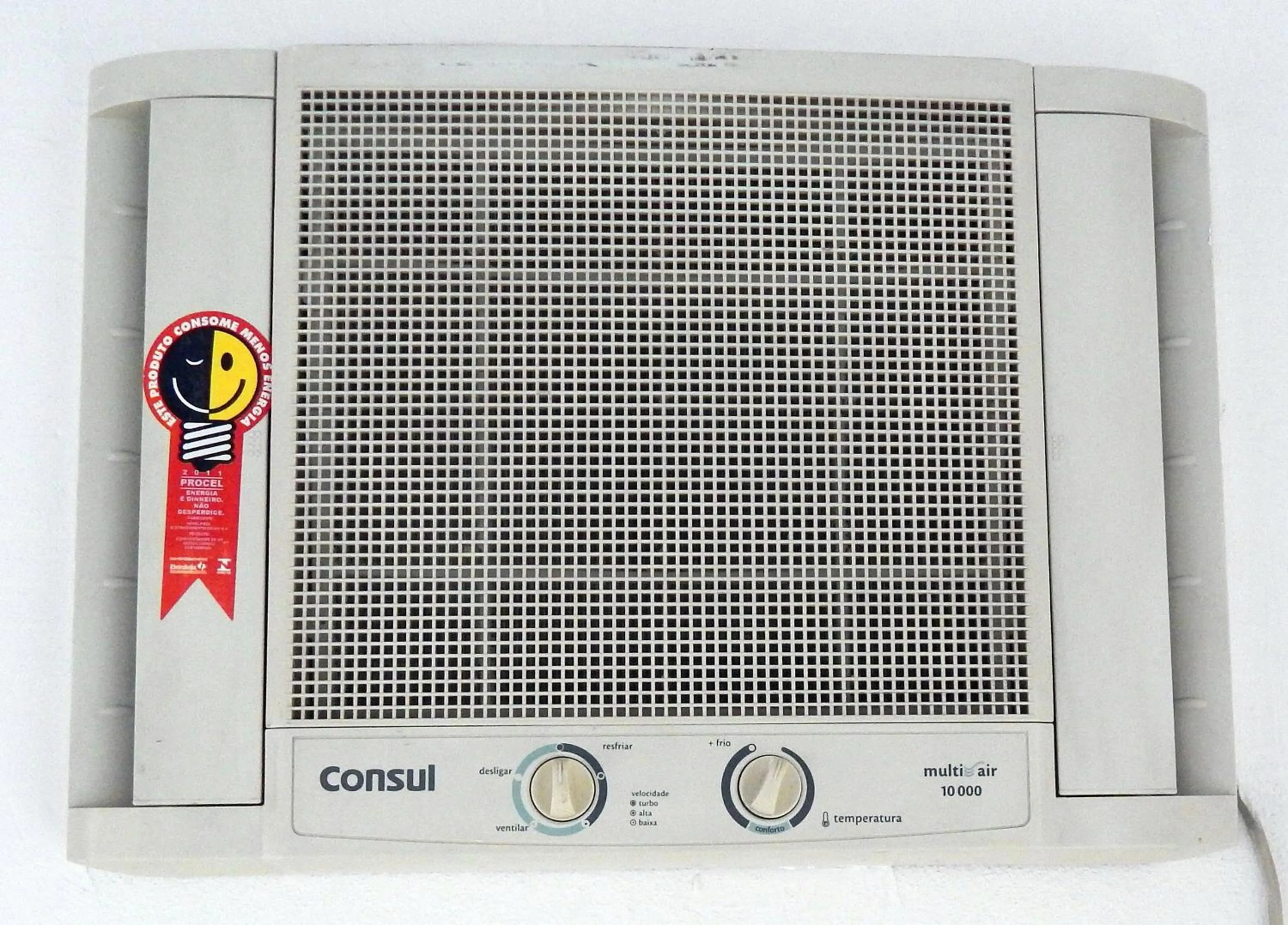 air conditioner in Chalés Van Gogh