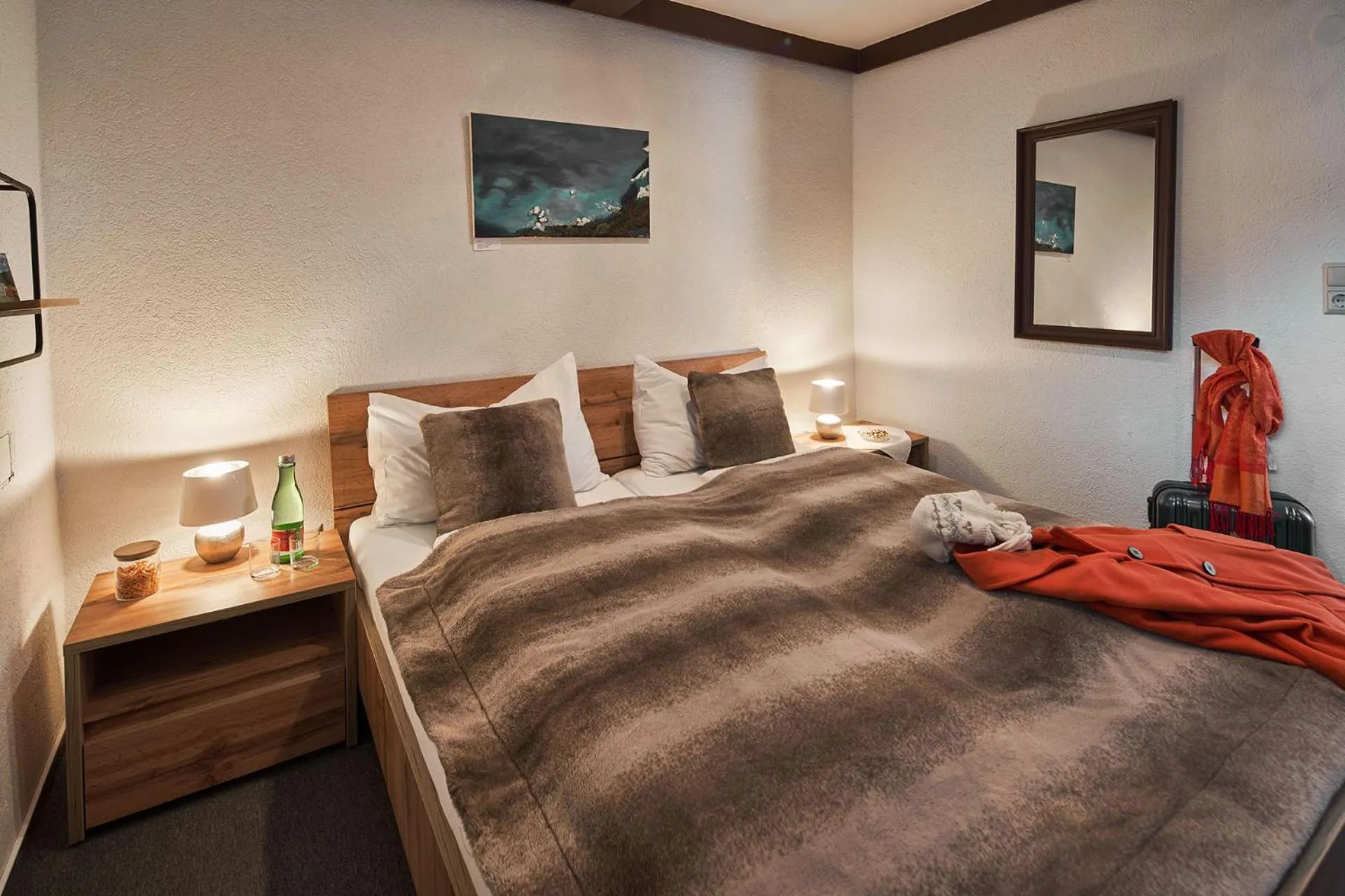 Photo of the whole room, Bed in Draxlerhaus