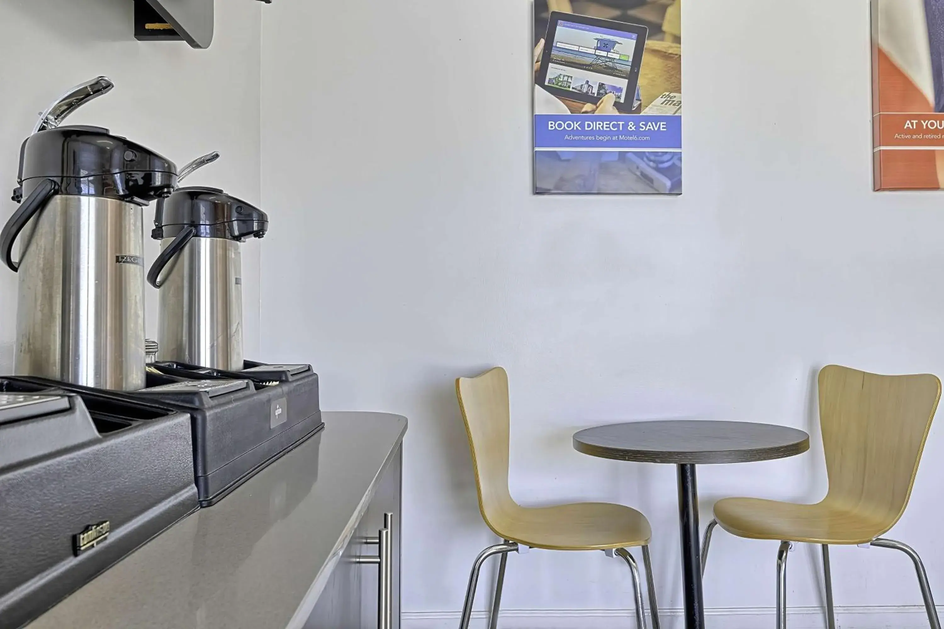 Restaurant/places to eat in Motel 6 Sullivan MO Restaurant/places to eat in Motel 6 Sullivan MO