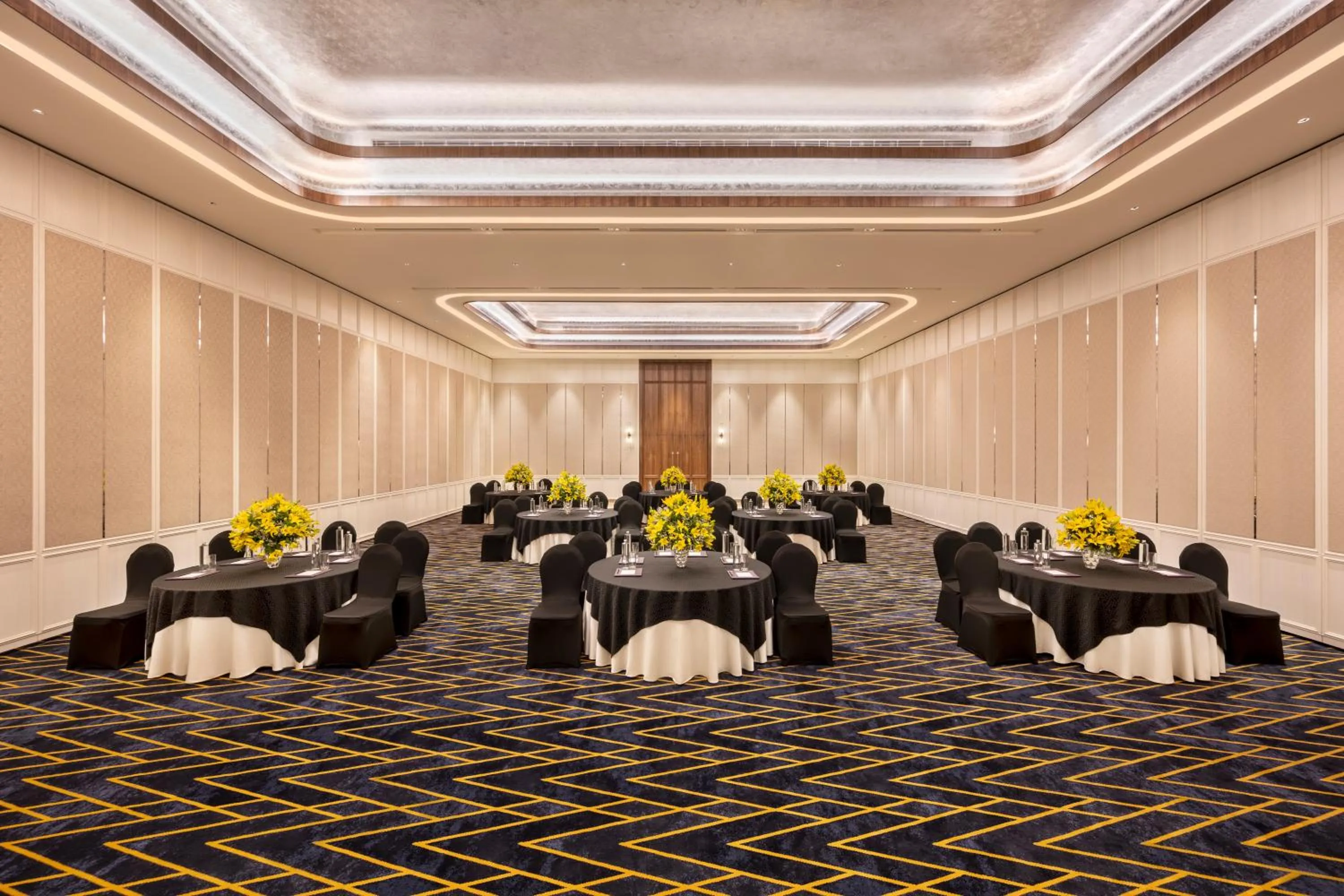 Banquet/Function facilities in Aurika, Mumbai International Airport - Luxury by Lemon Tree Hotels