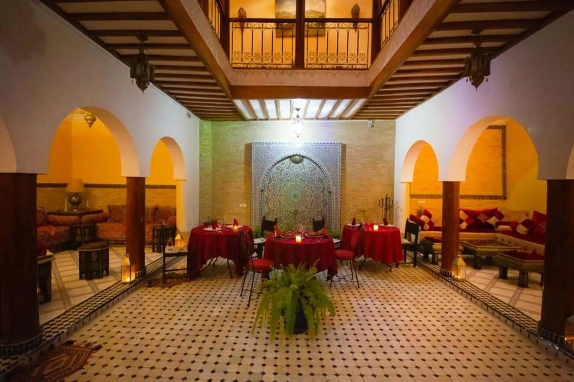 Restaurant/places to eat in La lune de Marrakech Riad