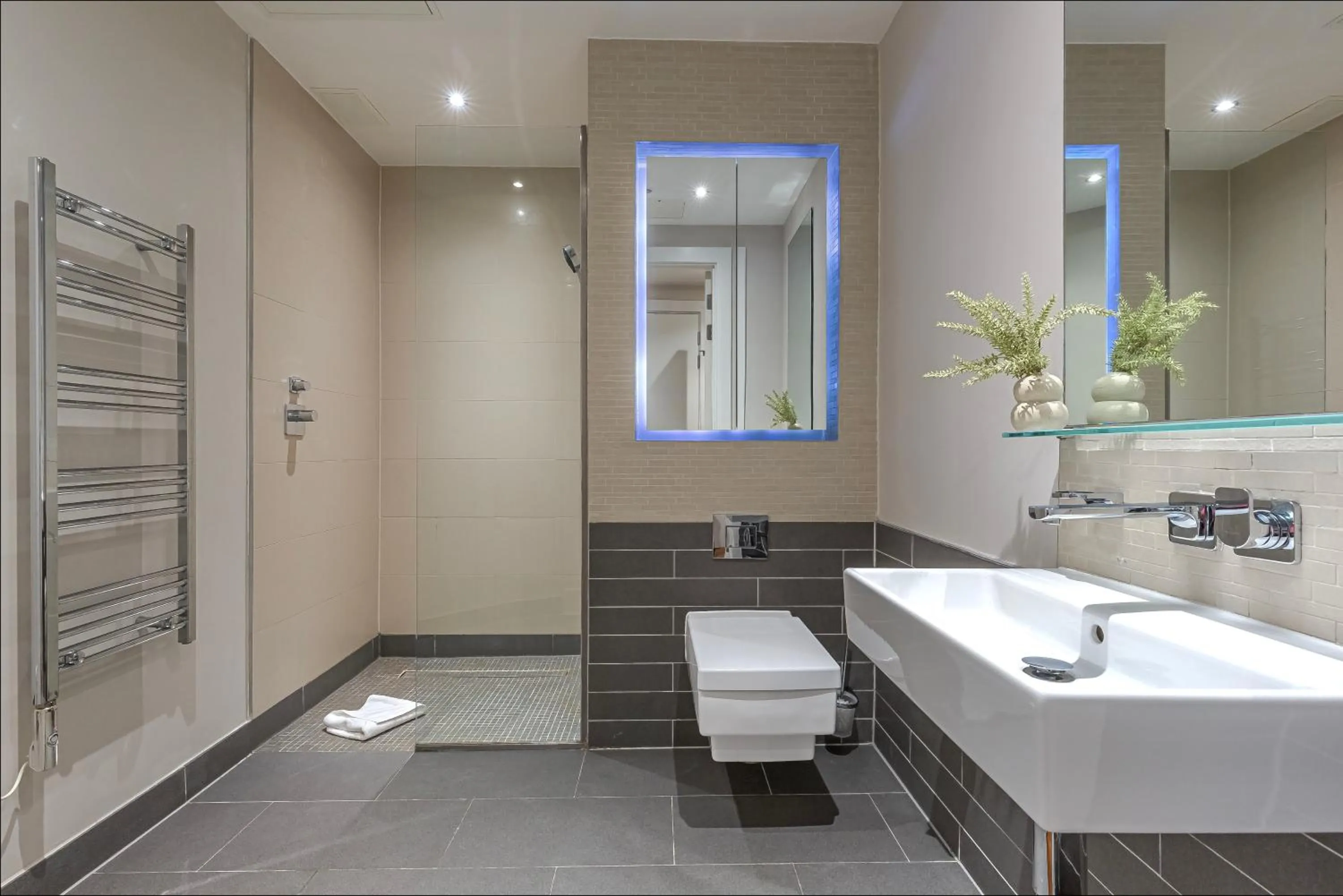Bathroom in Grays Inn by Aeria Apartments