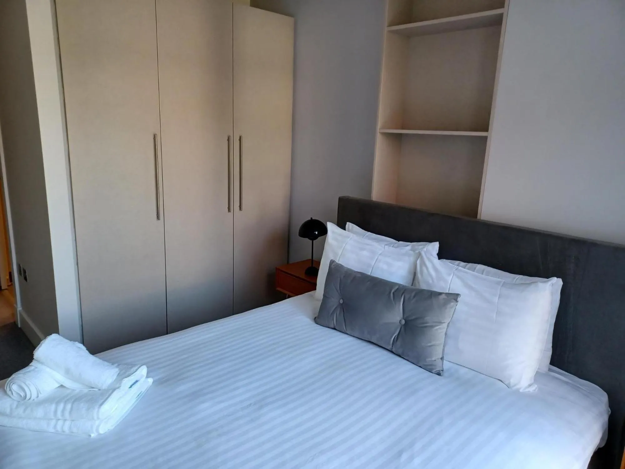 Bed in Grays Inn by Aeria Apartments