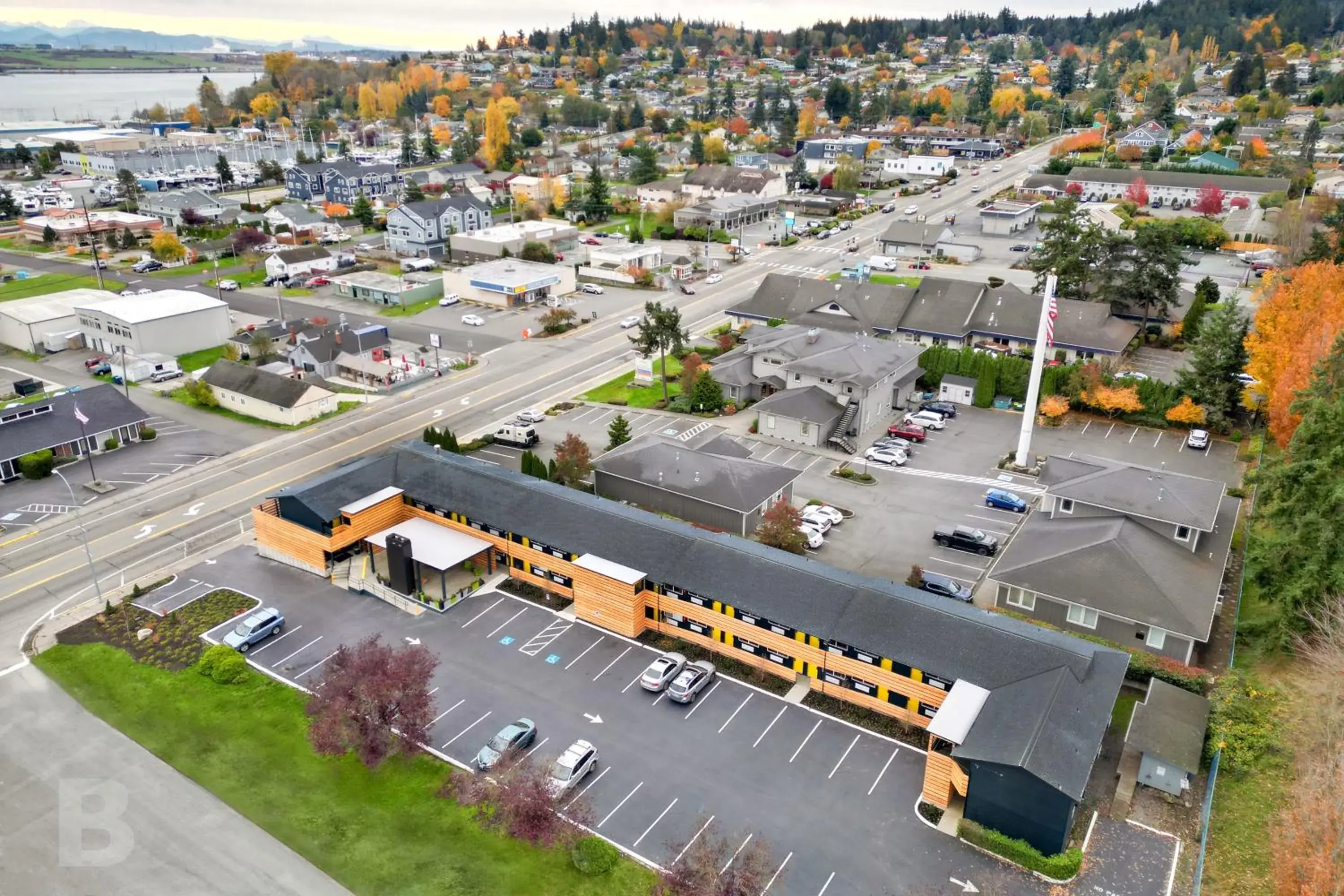 Property building in Anacortes Inn Property building in Anacortes Inn
