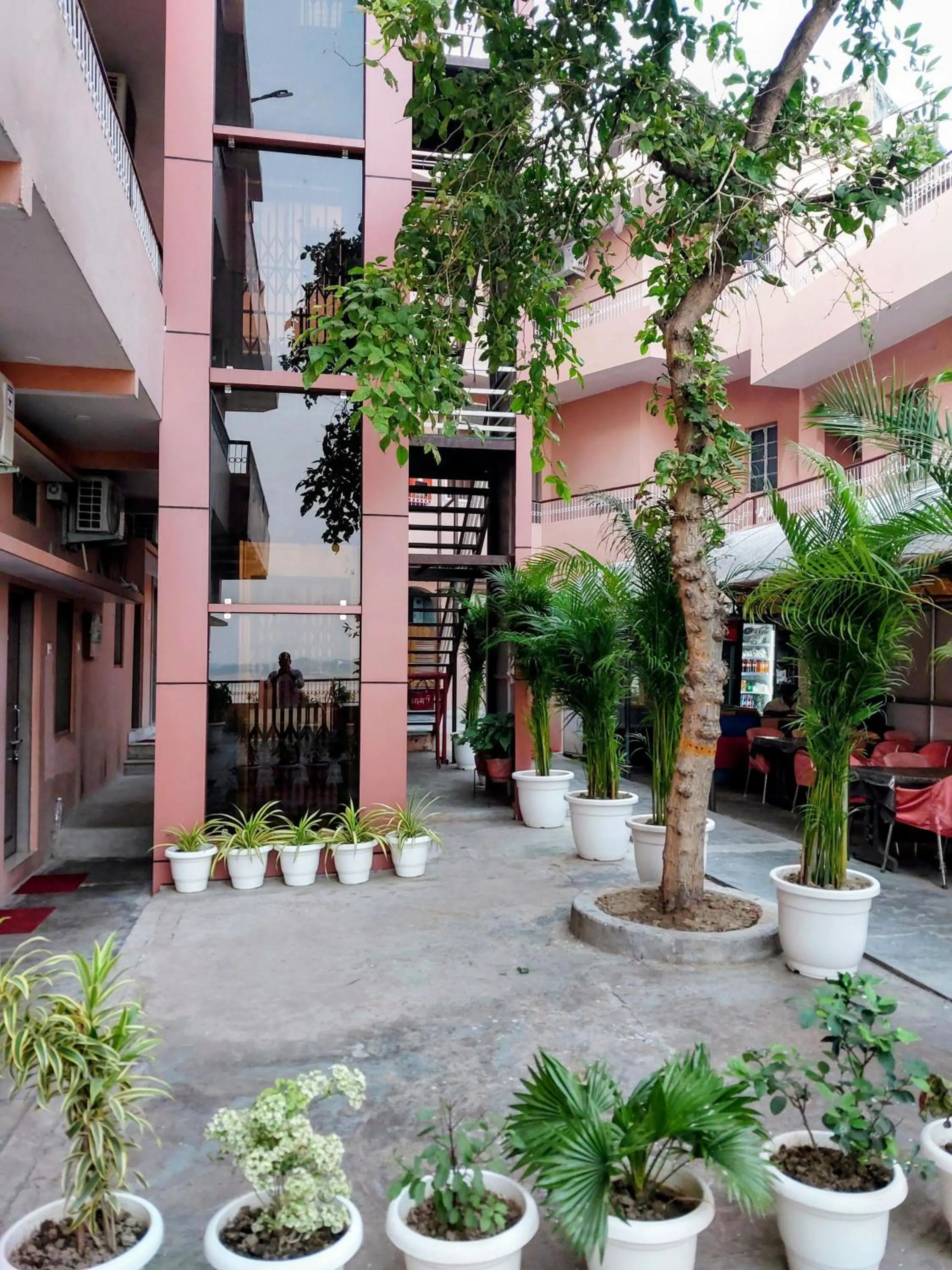 elevator in Hotel Alka