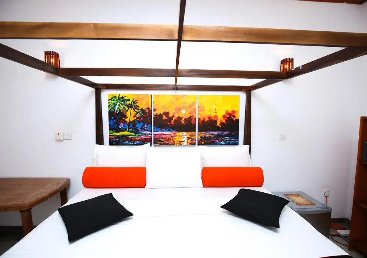 Deluxe Double Room with Balcony - single occupancy in Celestial Inn Deluxe Double Room with Balcony - single occupancy in Celestial Inn
