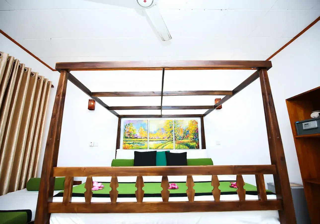 Triple Room with Balcony in Celestial Inn Triple Room with Balcony in Celestial Inn