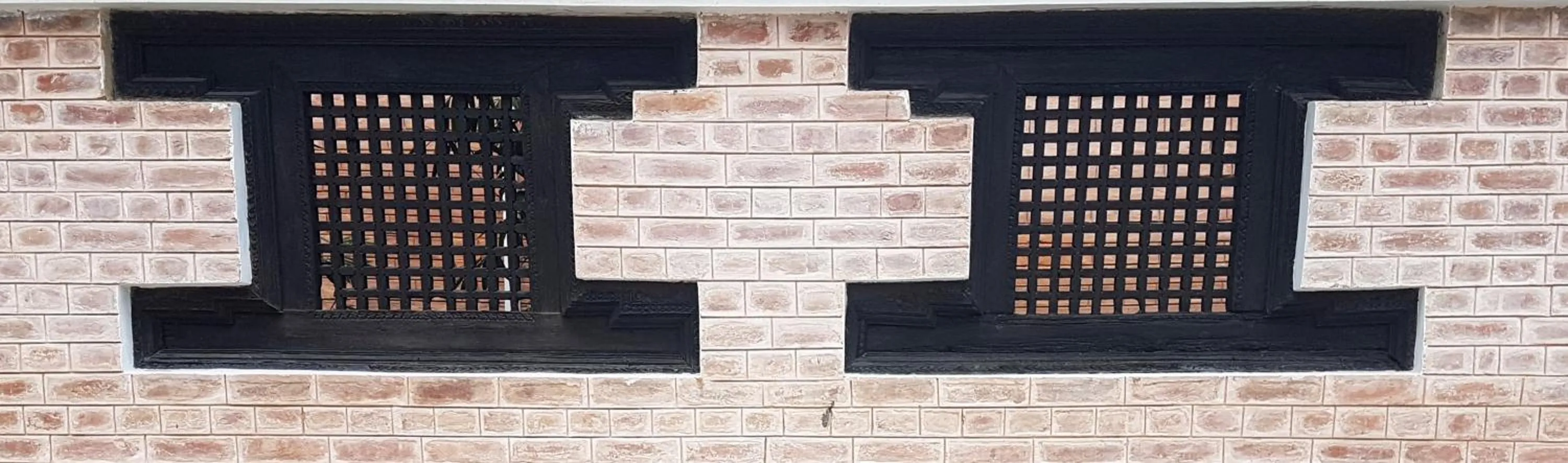 Decorative detail in Shaligram Hotel