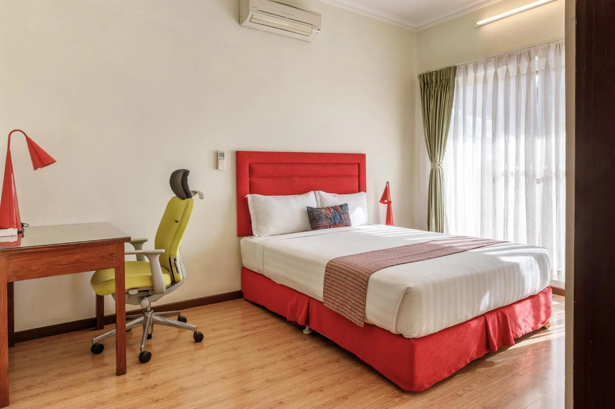 Bedroom, Bed in Shaligram Hotel