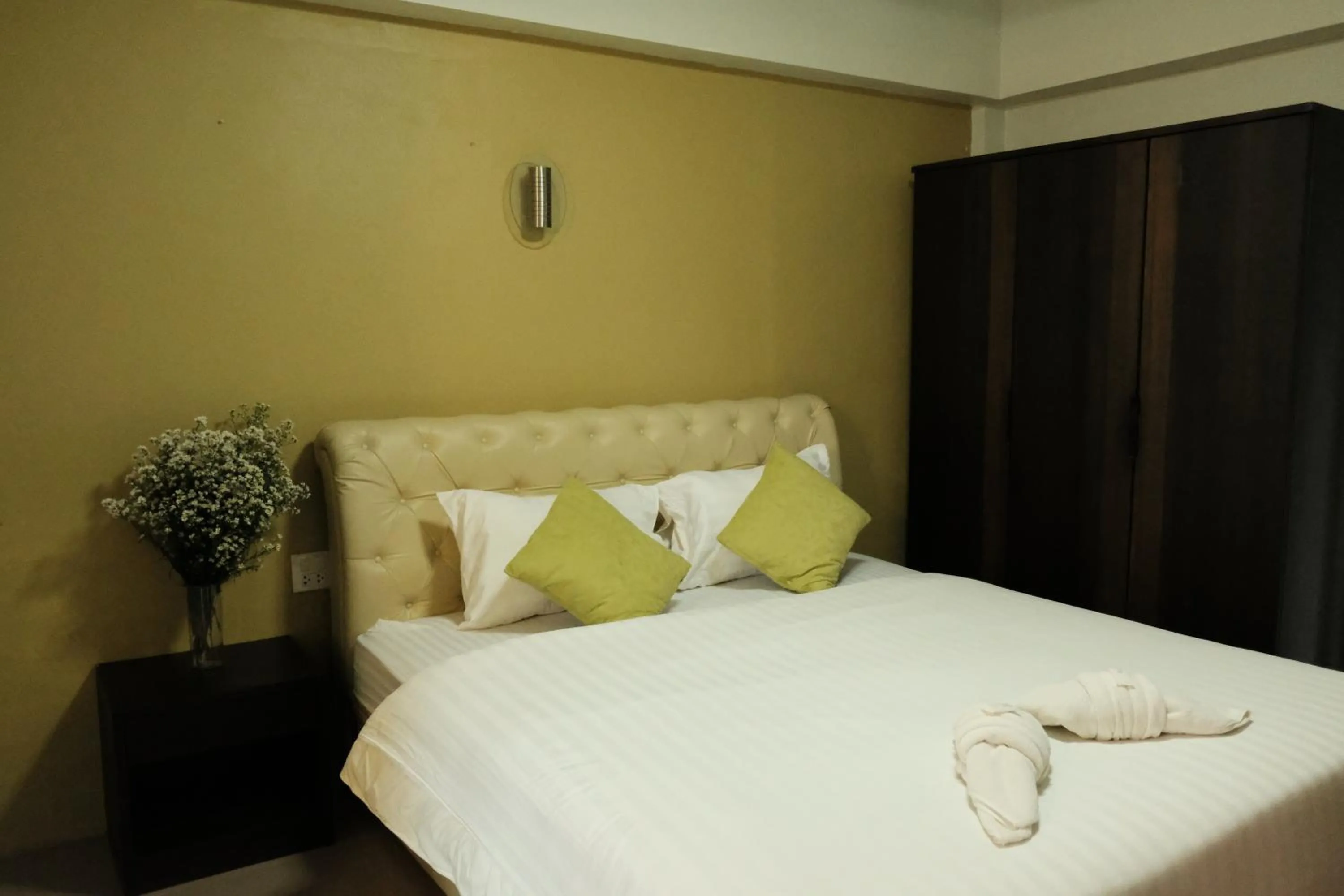 Bed in Puangpech Place