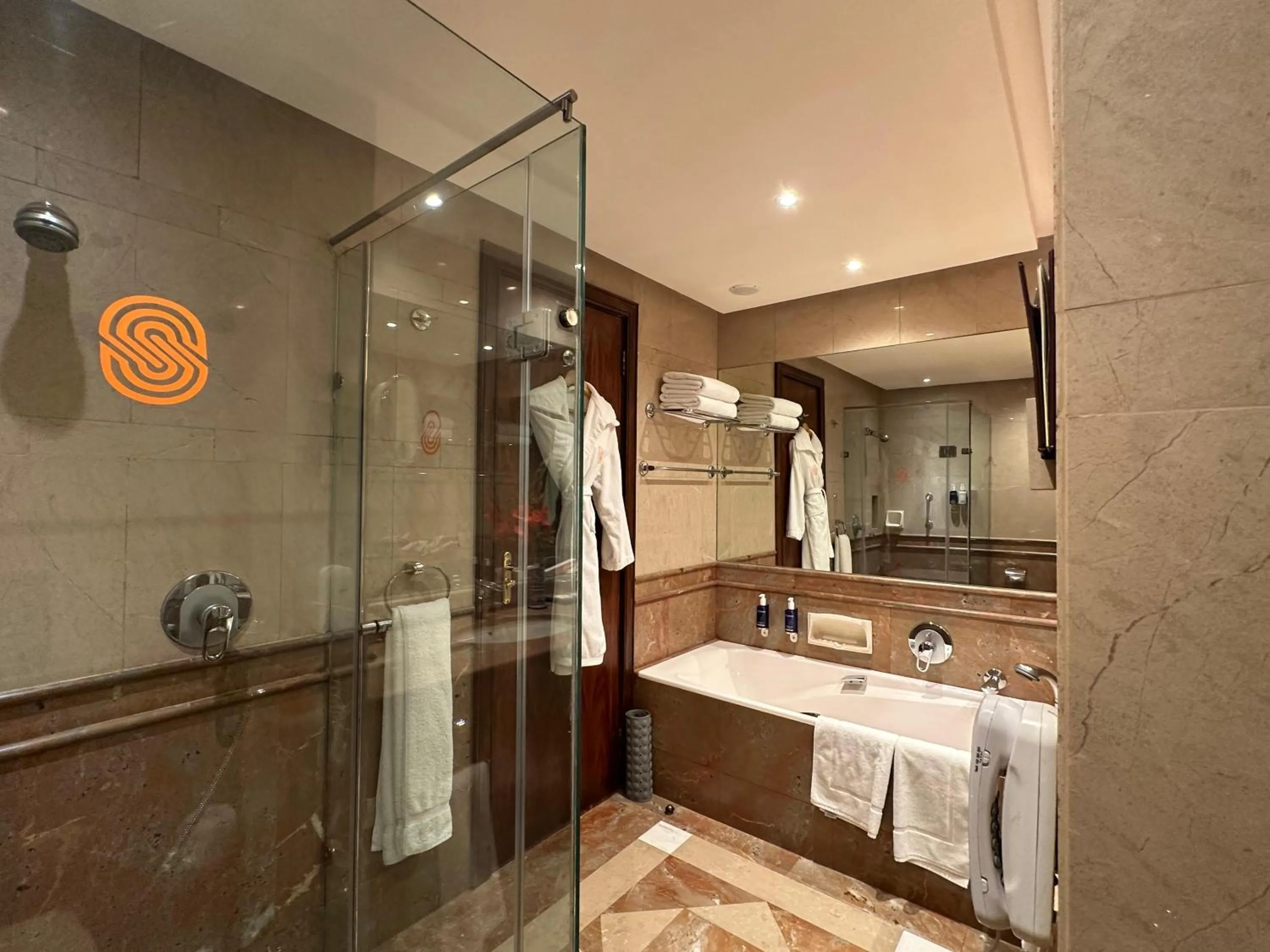 Shower in Islamabad Serena Hotel