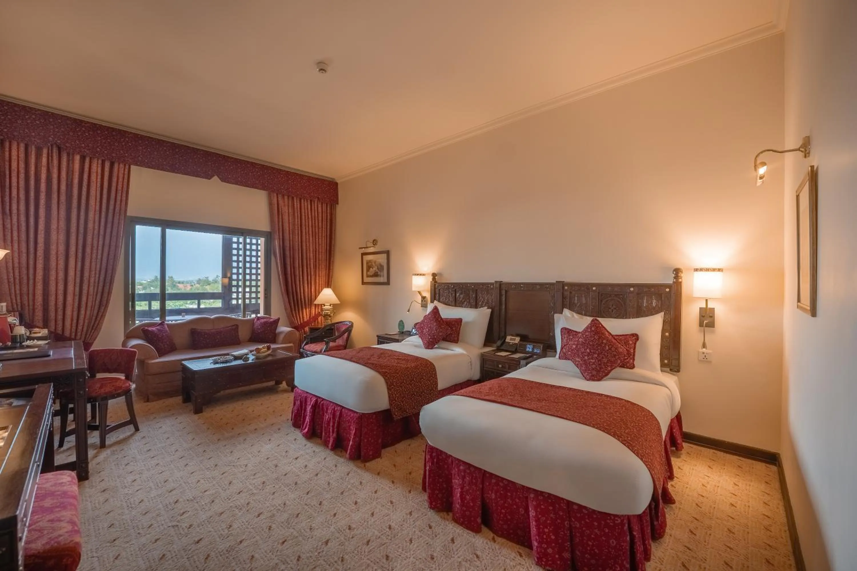 Bed in Islamabad Serena Hotel