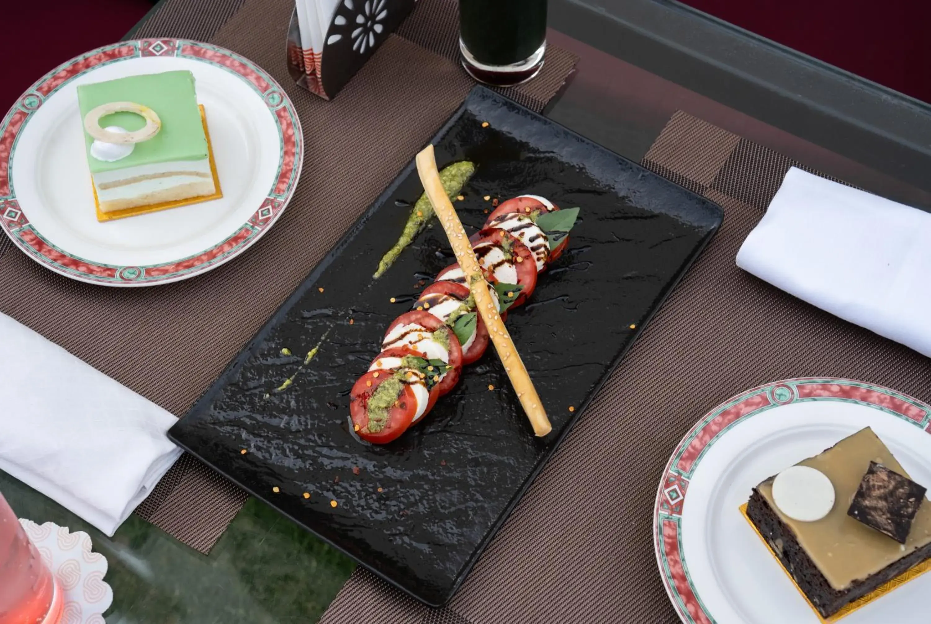 Restaurant/places to eat in Islamabad Serena Hotel Restaurant/places to eat in Islamabad Serena Hotel