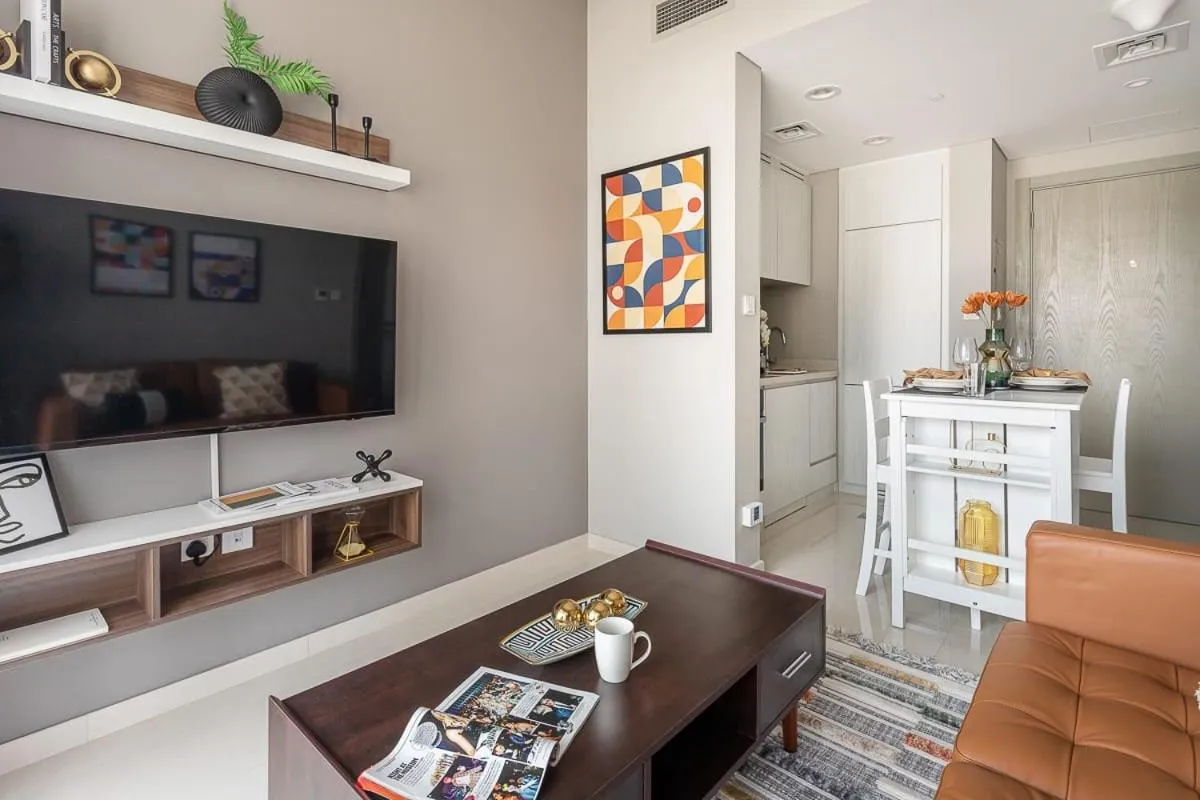 Living room in Frank Porter - Zada Tower