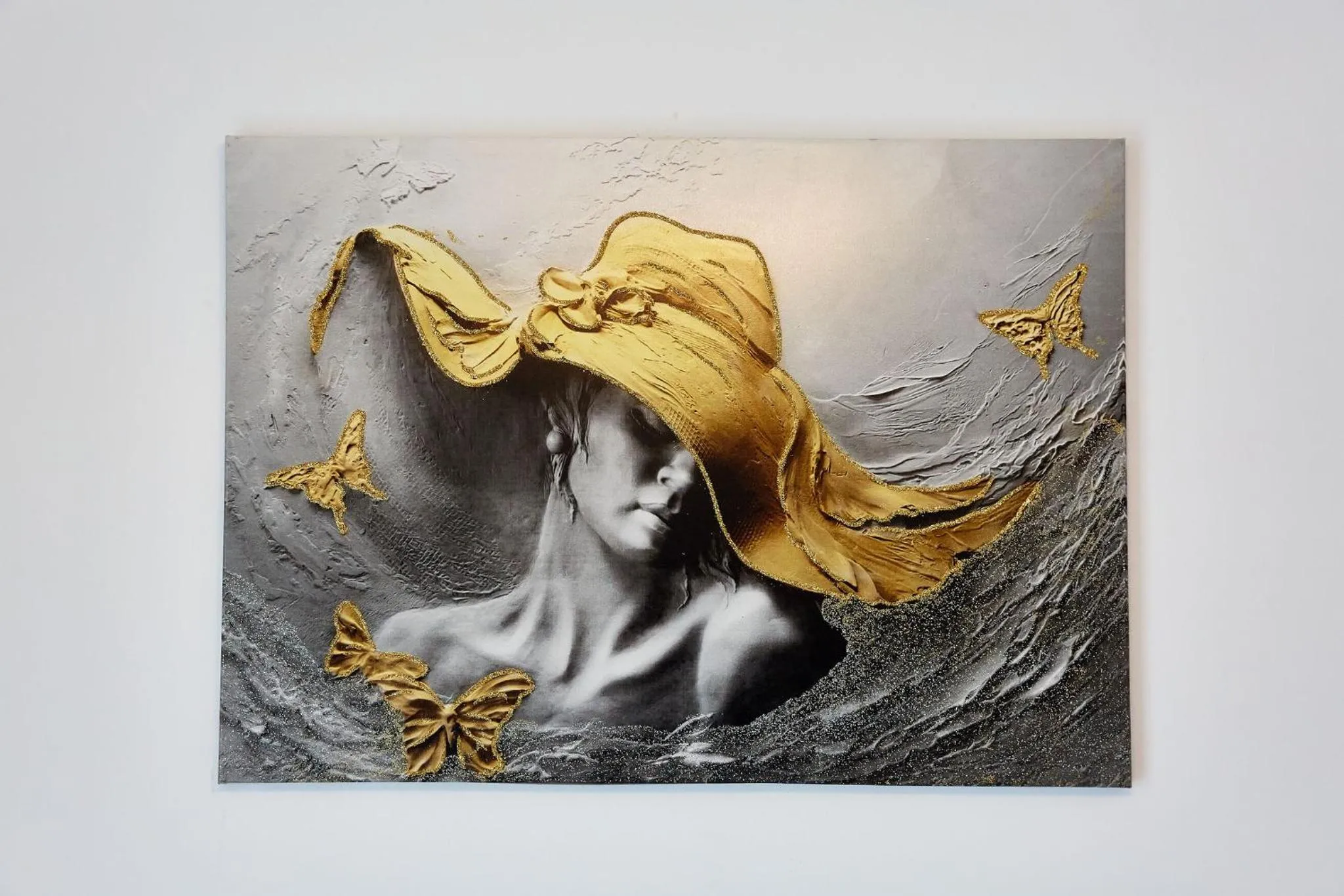 Decorative detail in Aparthotel Ella Mamaia